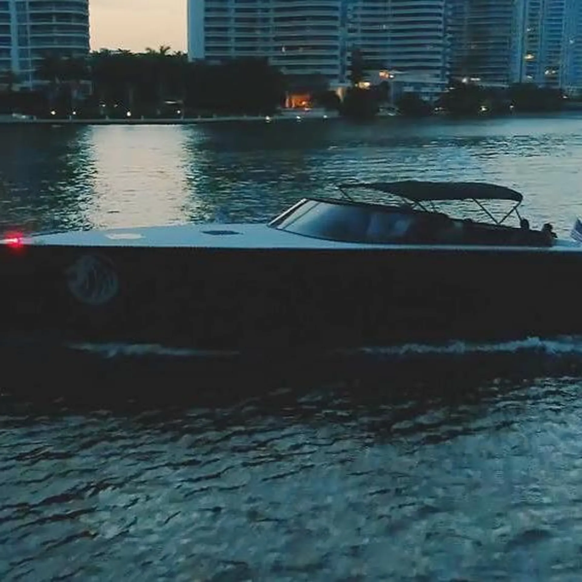 VanDutch Luxury Day Boat in Miami Beach, FL — photo 7