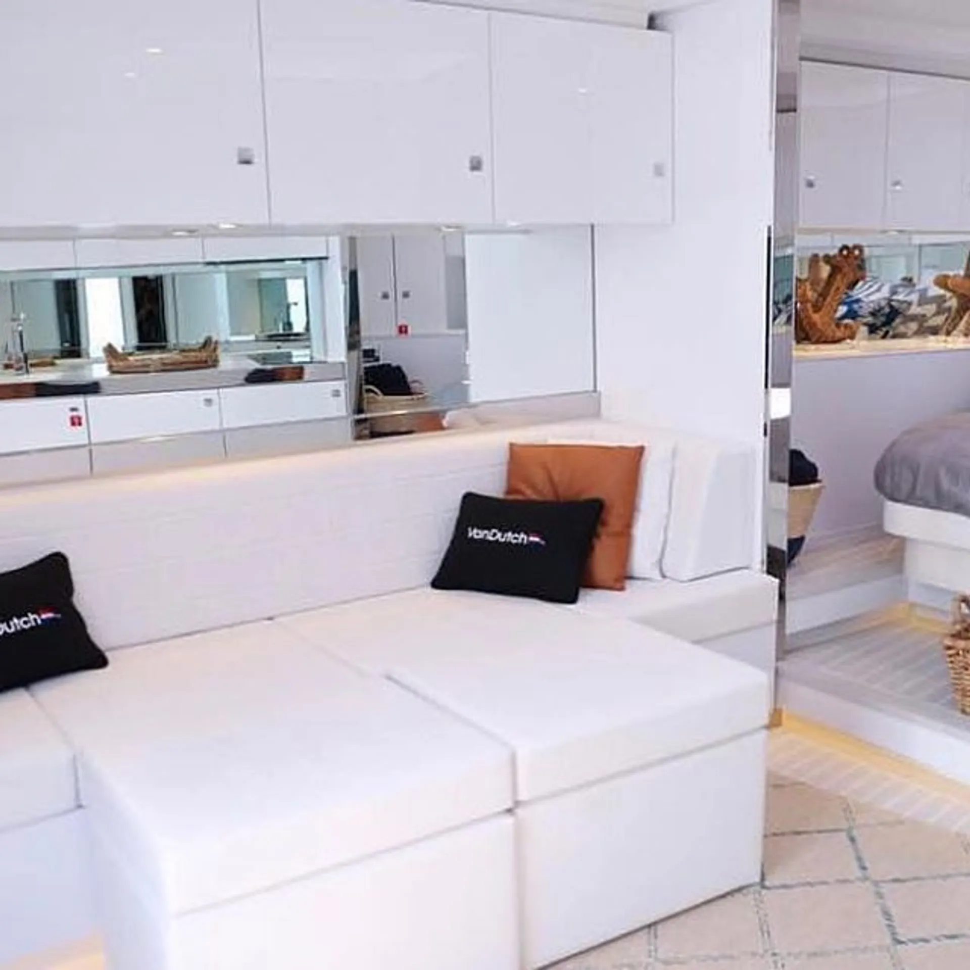 VanDutch Luxury Day Boat in Miami Beach, FL — photo 10