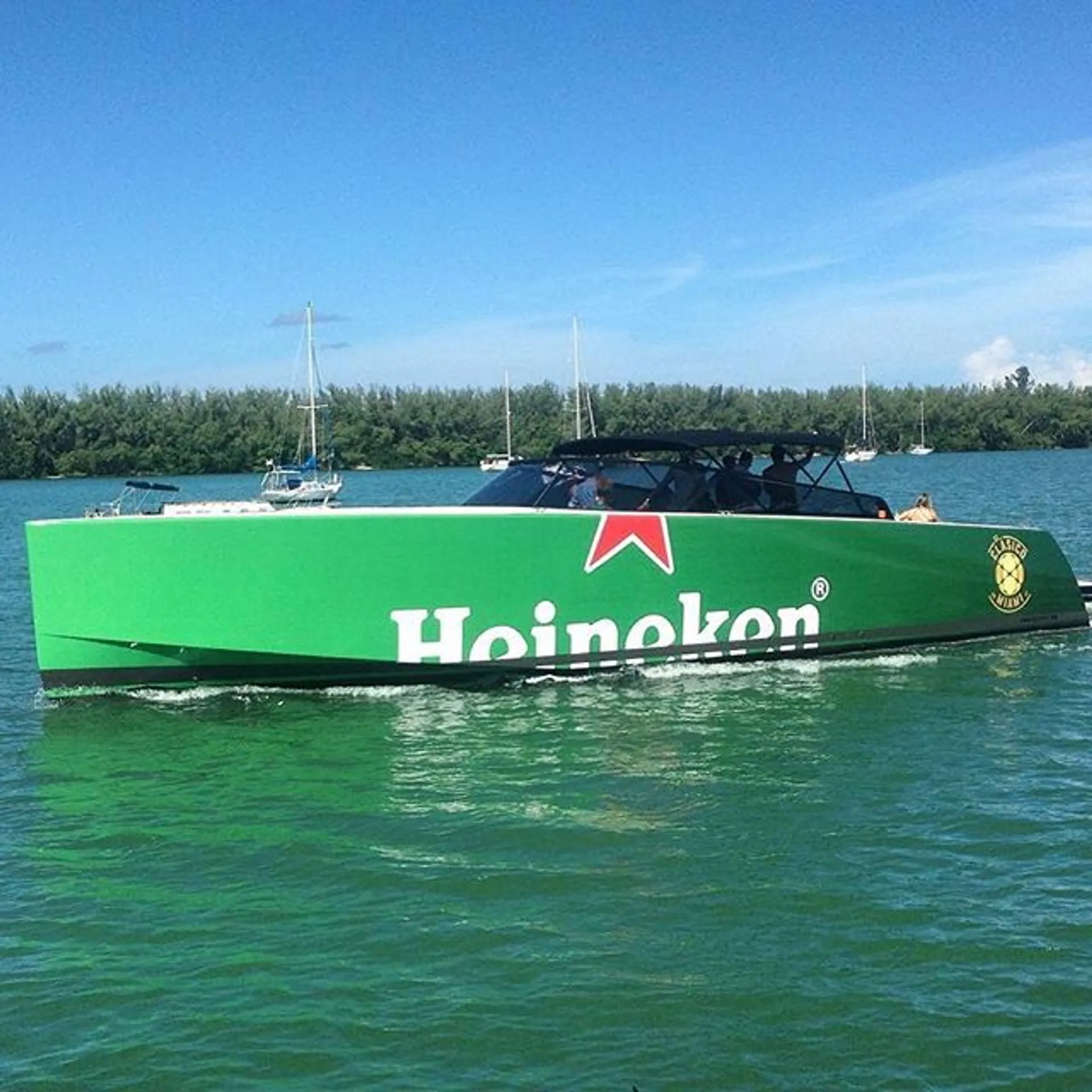 VanDutch Luxury Day Boat in Miami Beach, FL — photo 9