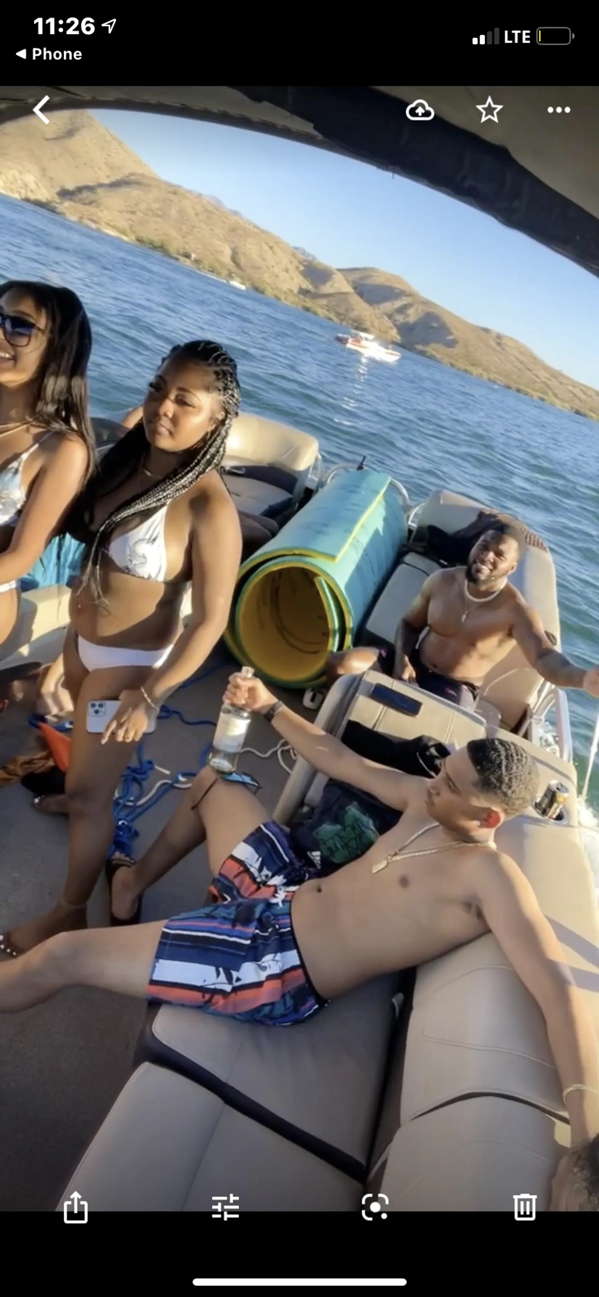 SUN TRACKER PARTY BARGE 22 DLX in Lake Havasu City, AZ — photo 9