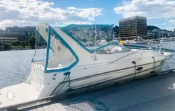 CruisetoLakeWAfromSLU🧭 29’🛥️Toilet💩✅ Enclosure☔️😎 ✅⚓️✅ ⛽️OnMyTime✅ boat photo