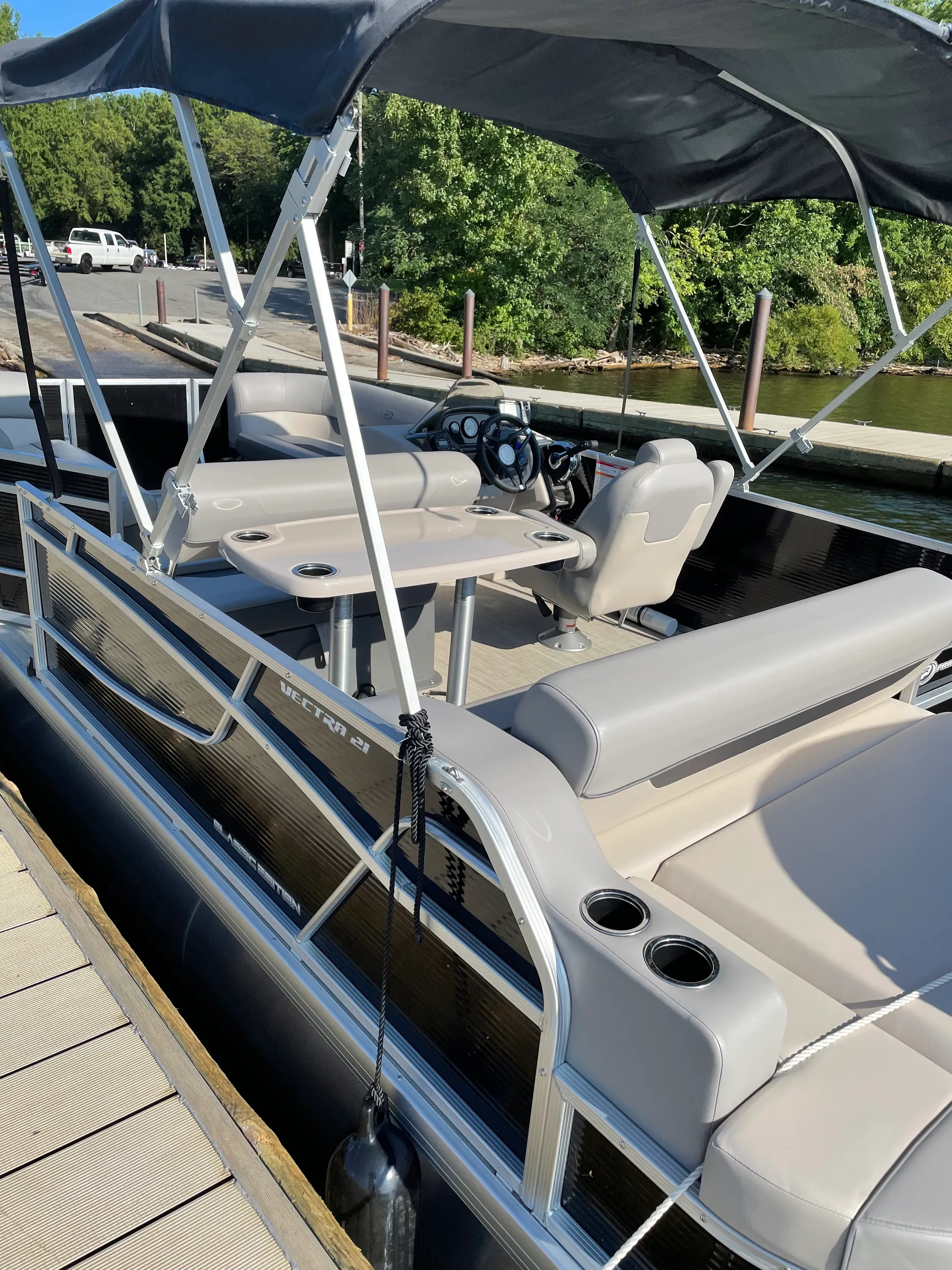 PRINCECRAFT VECTRA 21 in Lake Wylie, SC — photo 4