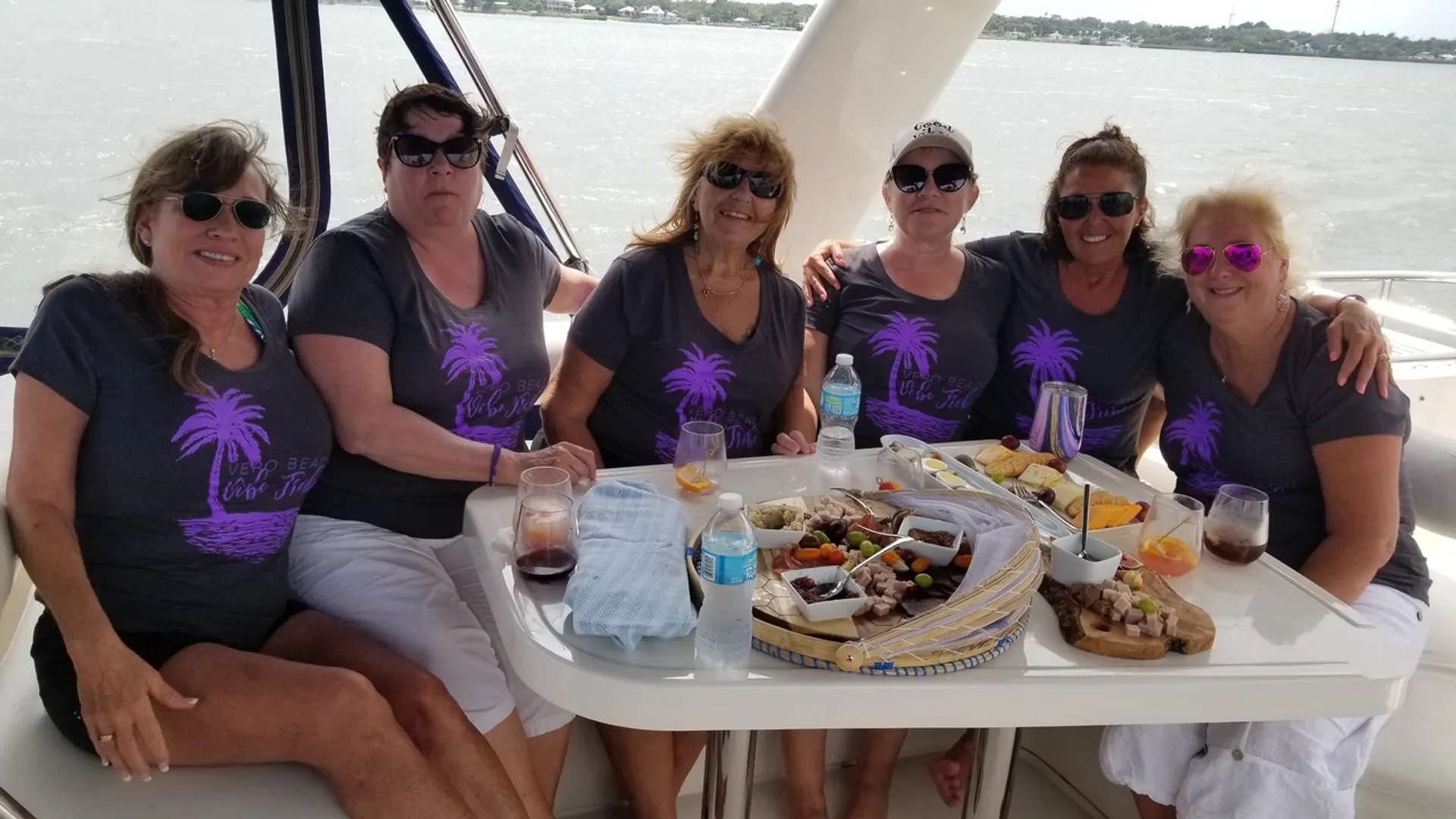 Cruise "Tropical Breeze" in the Indian River Lagoon!
