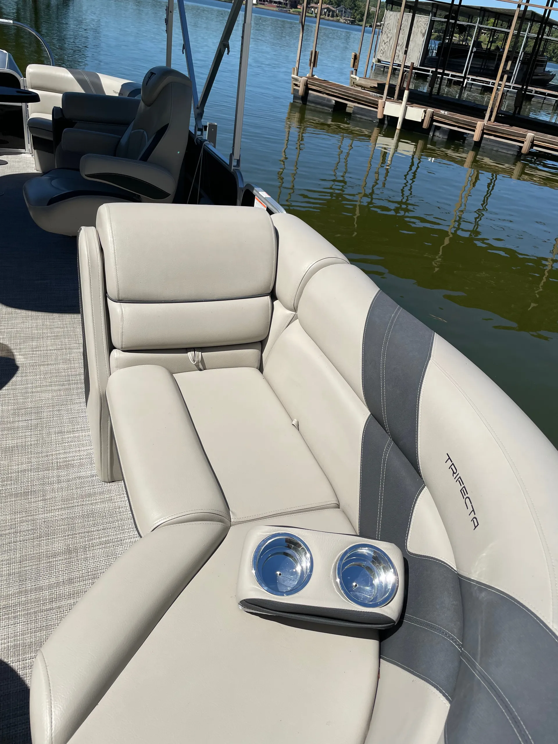 TRIFECTA PONTOONS 24RF 2.75 TRIPLETOON in Rockwell, AR — photo 10