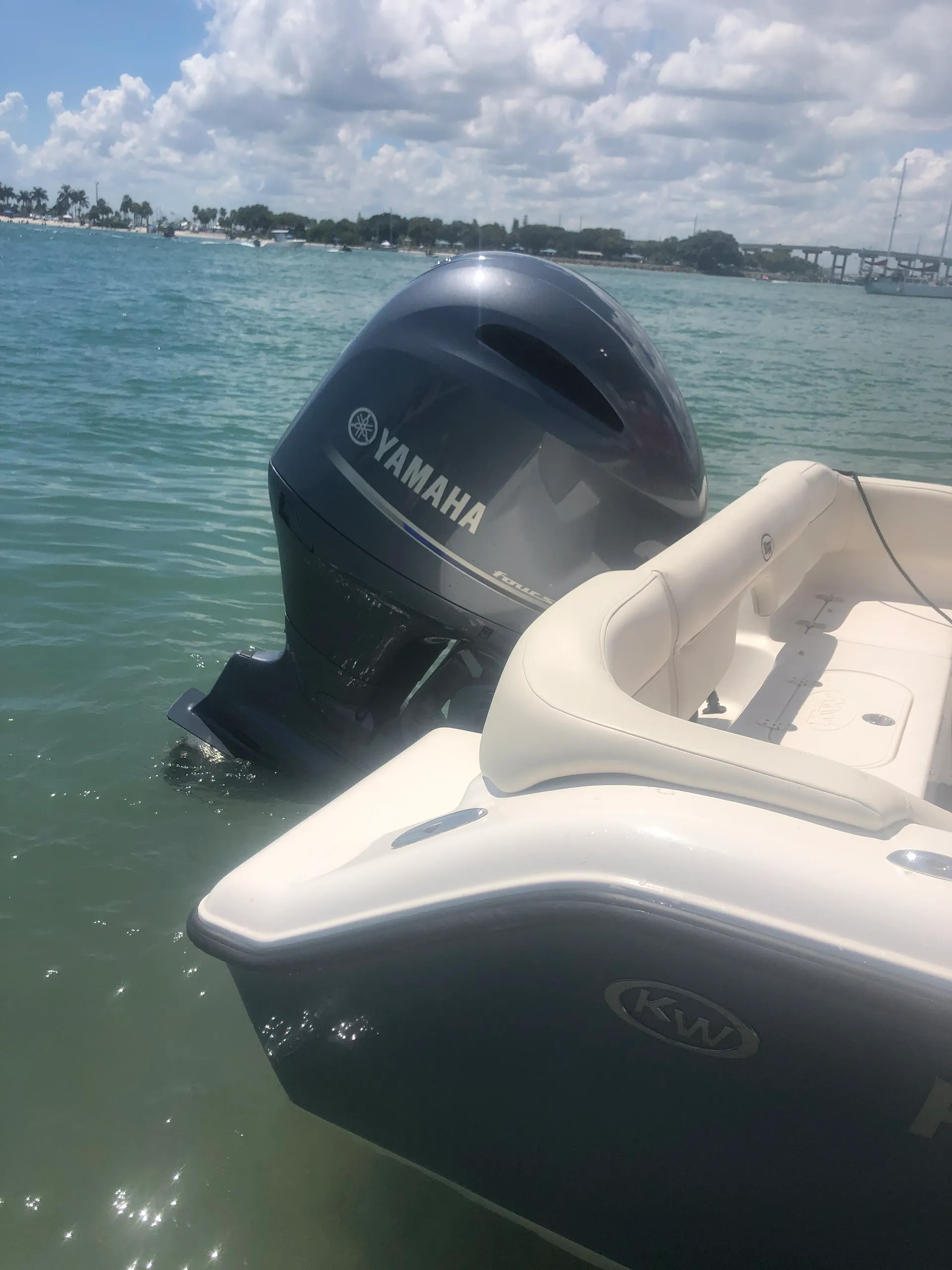 20’ key west center console 2019