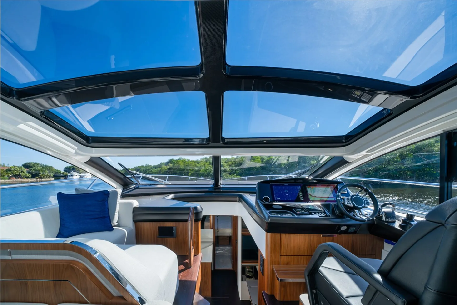 Sunseeker Other in Dania Beach, FL — photo 6