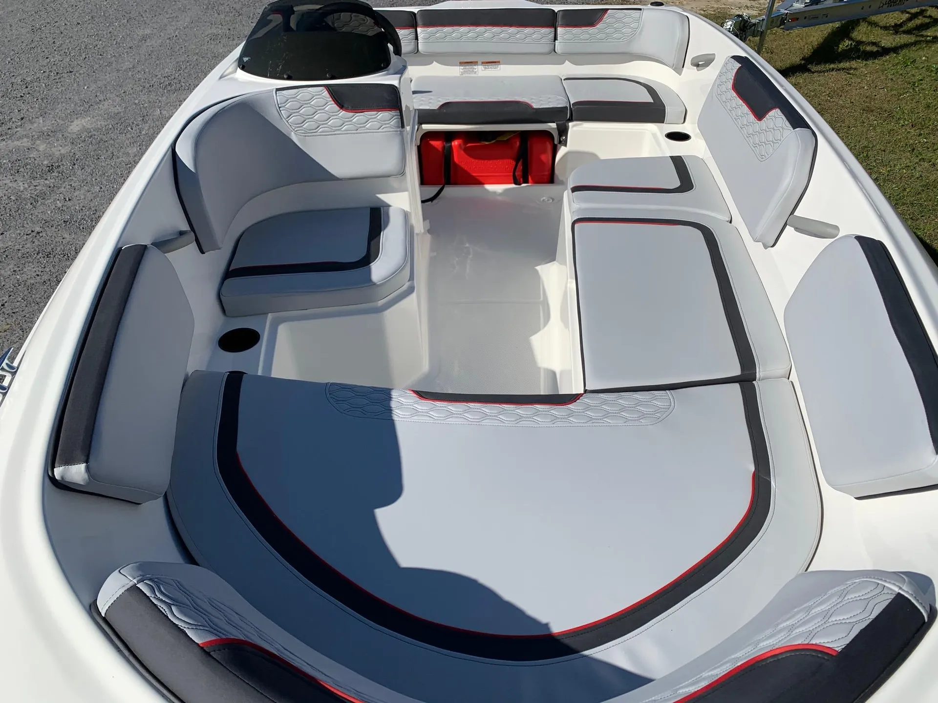 Bayliner Element M15