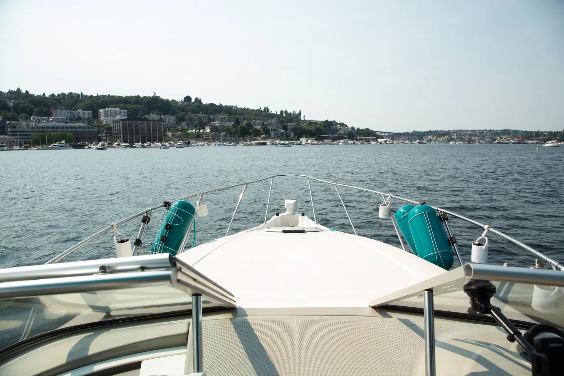 CruisetoLakeWAfromSLU🧭 29’🛥️Toilet💩✅ Enclosure☔️😎 ✅⚓️✅ ⛽️OnMyTime✅