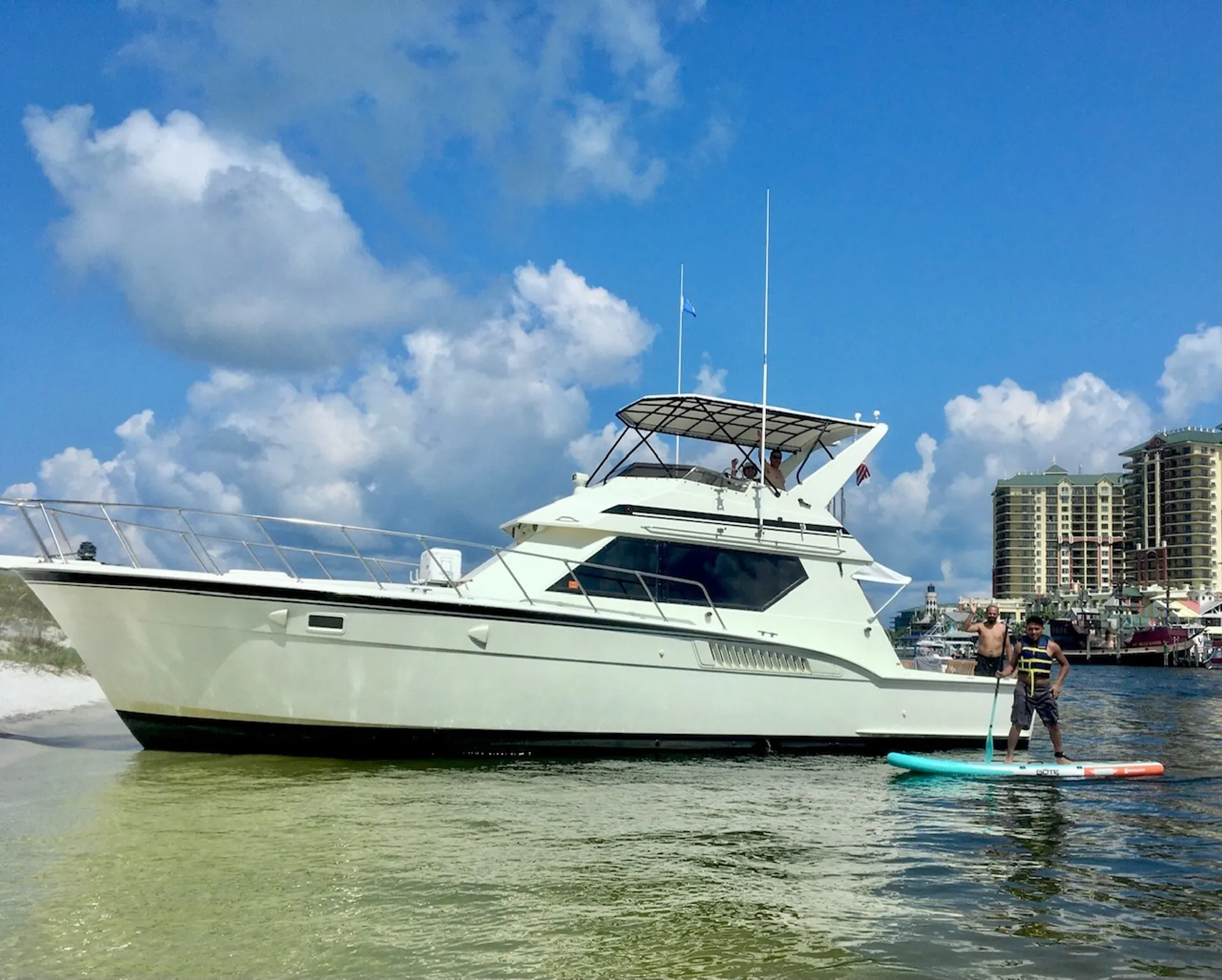 Hatteras Yachts 45 Convertible in Destin, FL — photo 3