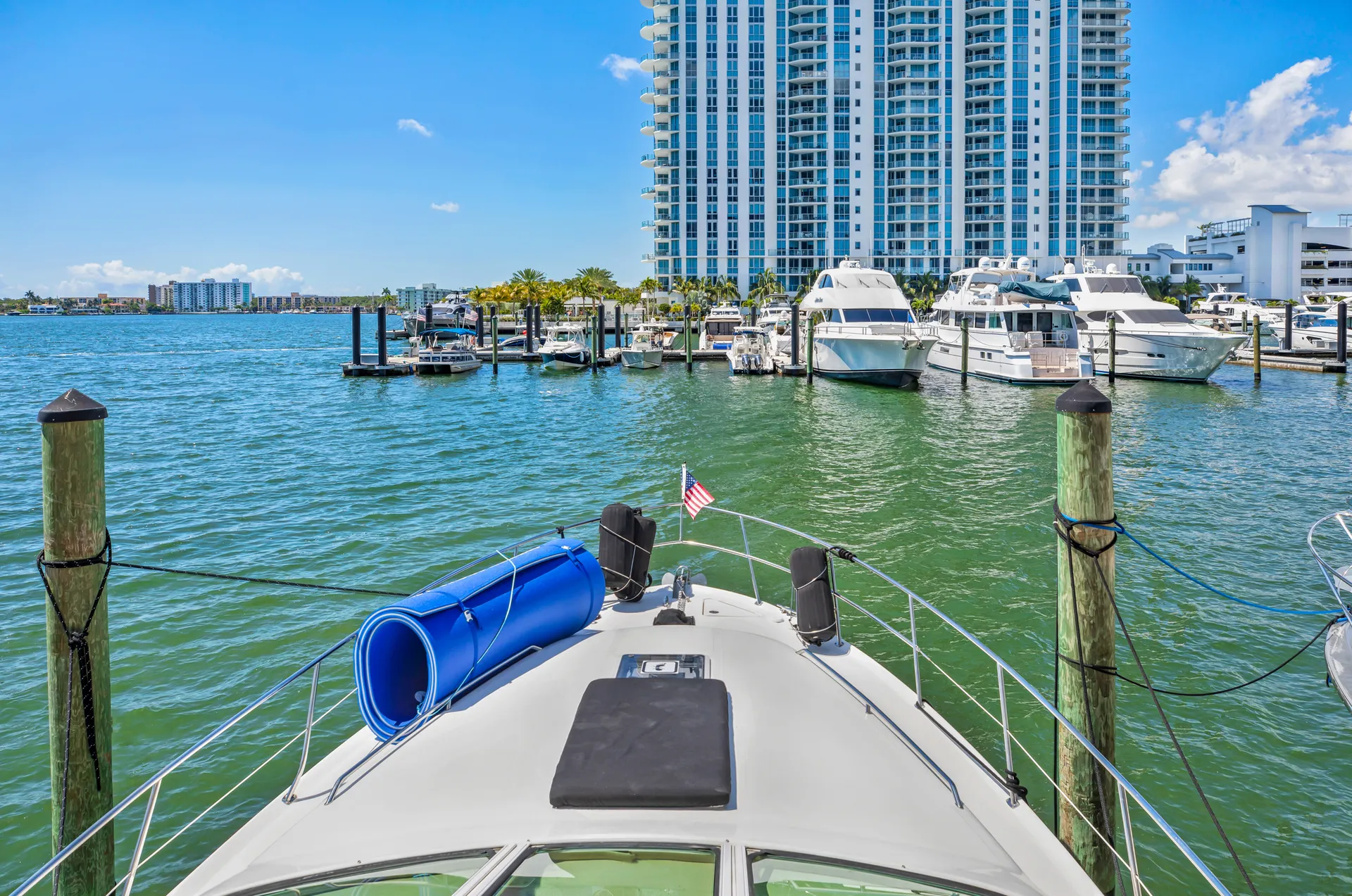 Sea Ray Boats 400 Sedan Bridge in Miami, FL — photo 3