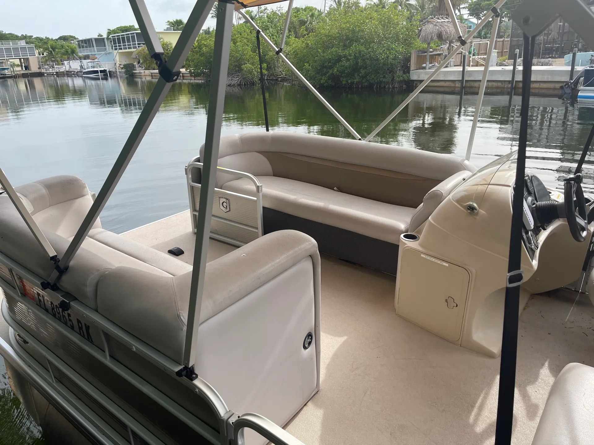Explore Key Largo in Comfort – 22' Godfrey Sweetwater Pontoon Boat!