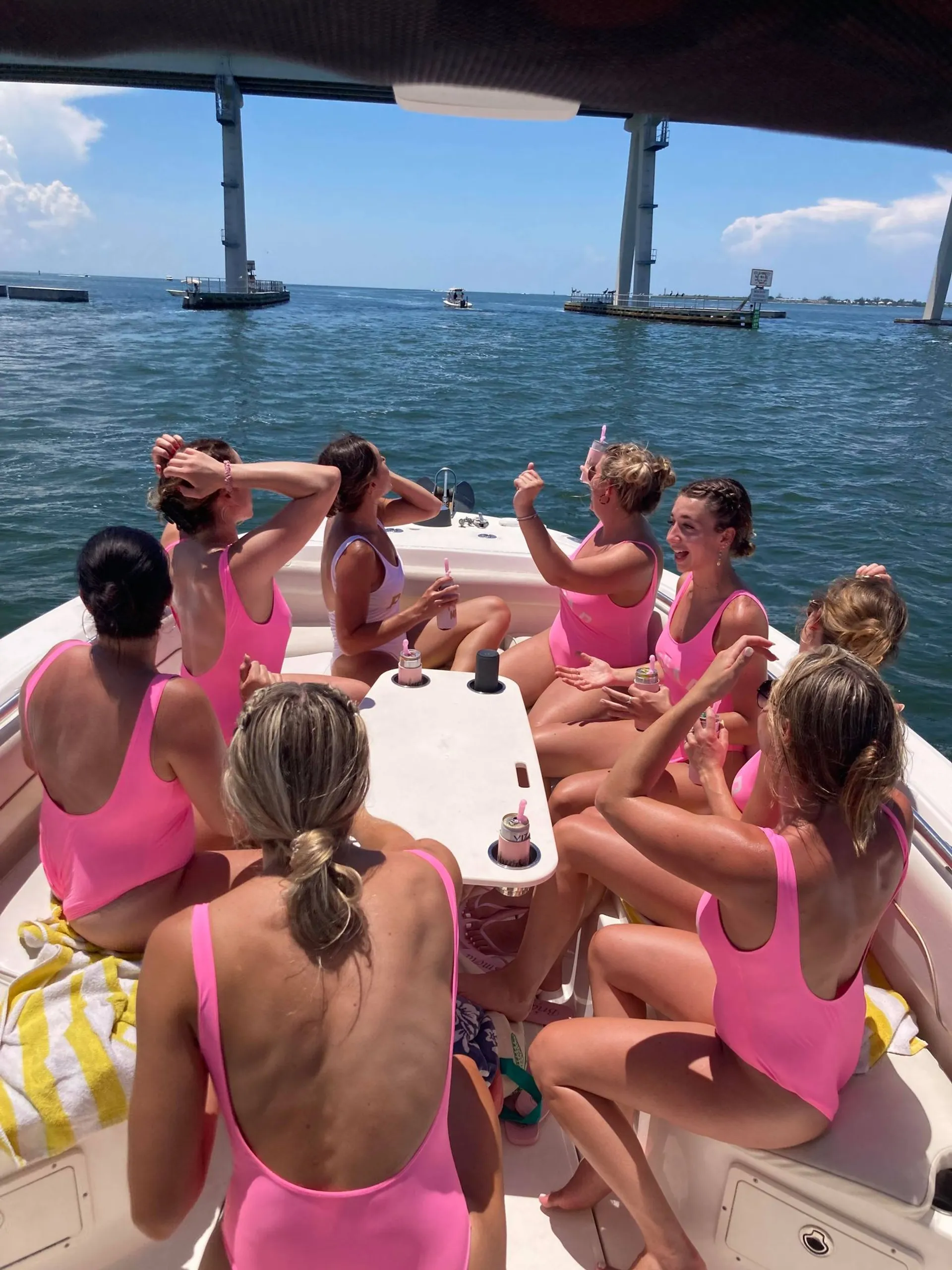 30 ft Scarab Tournament Center Console 