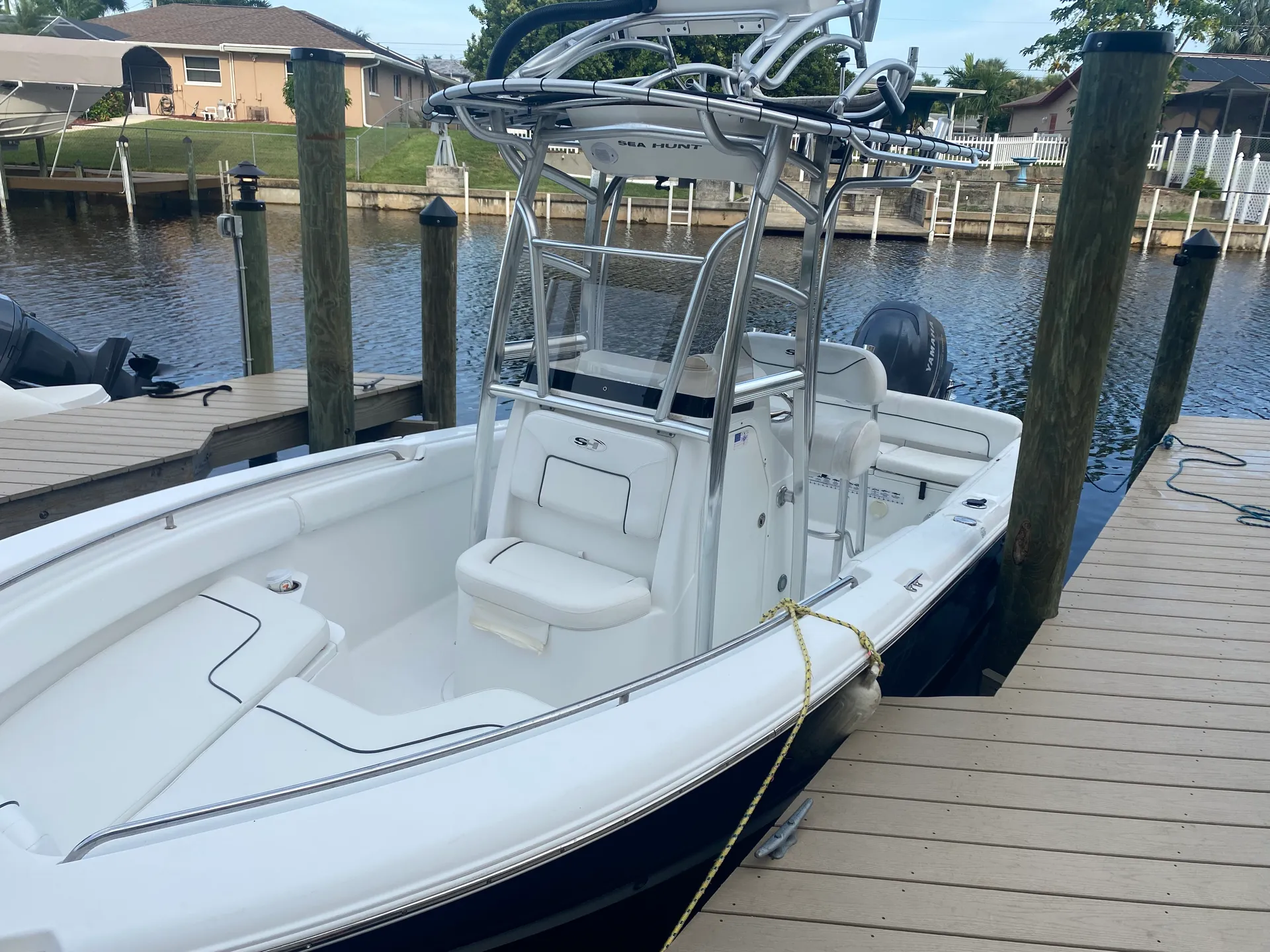 Sea Hunt Boats Ultra 211 in Cape Coral, FL — photo 8