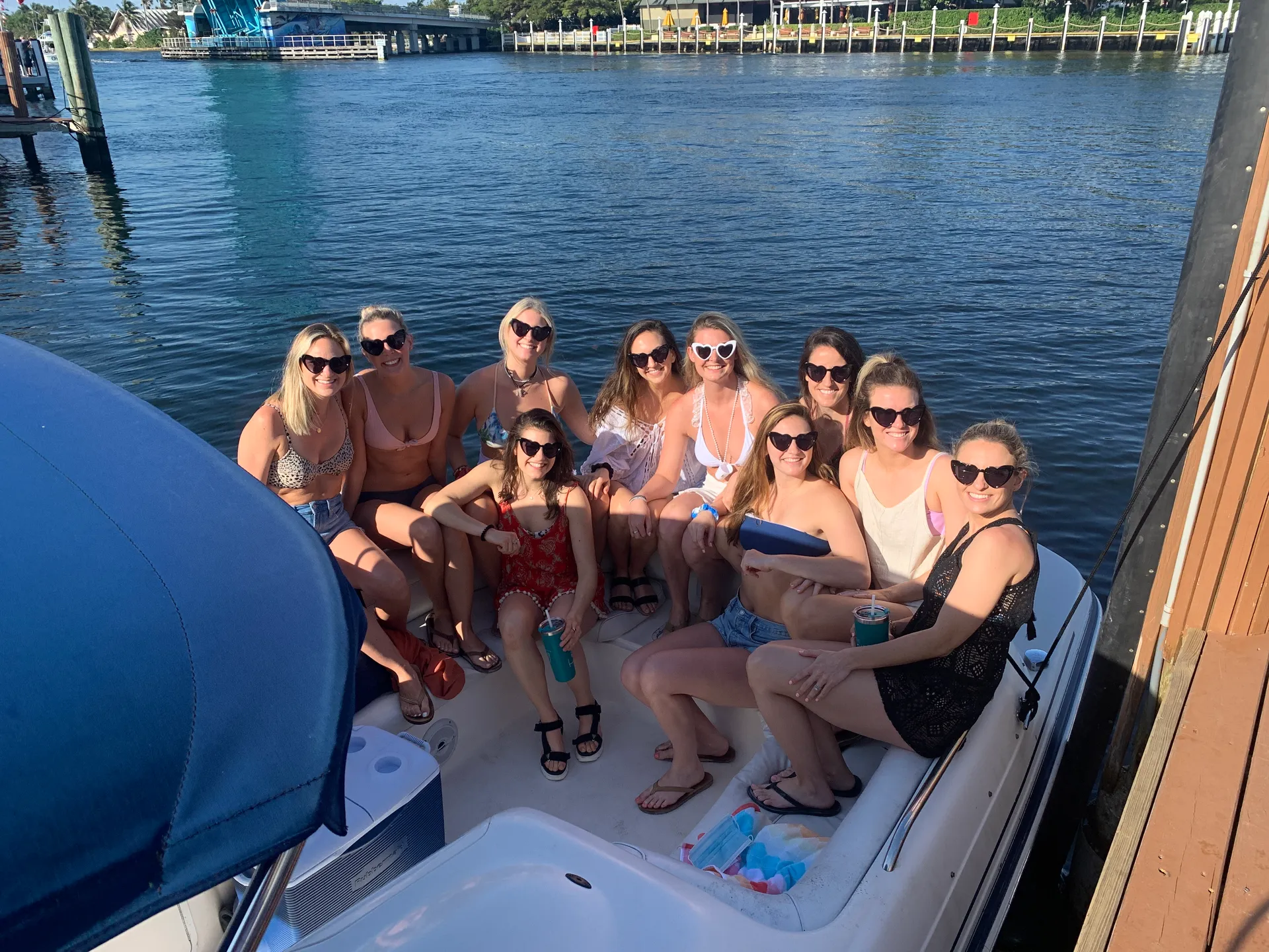 Hurricane Boats SD 2300 in Pompano Beach, FL — photo 3