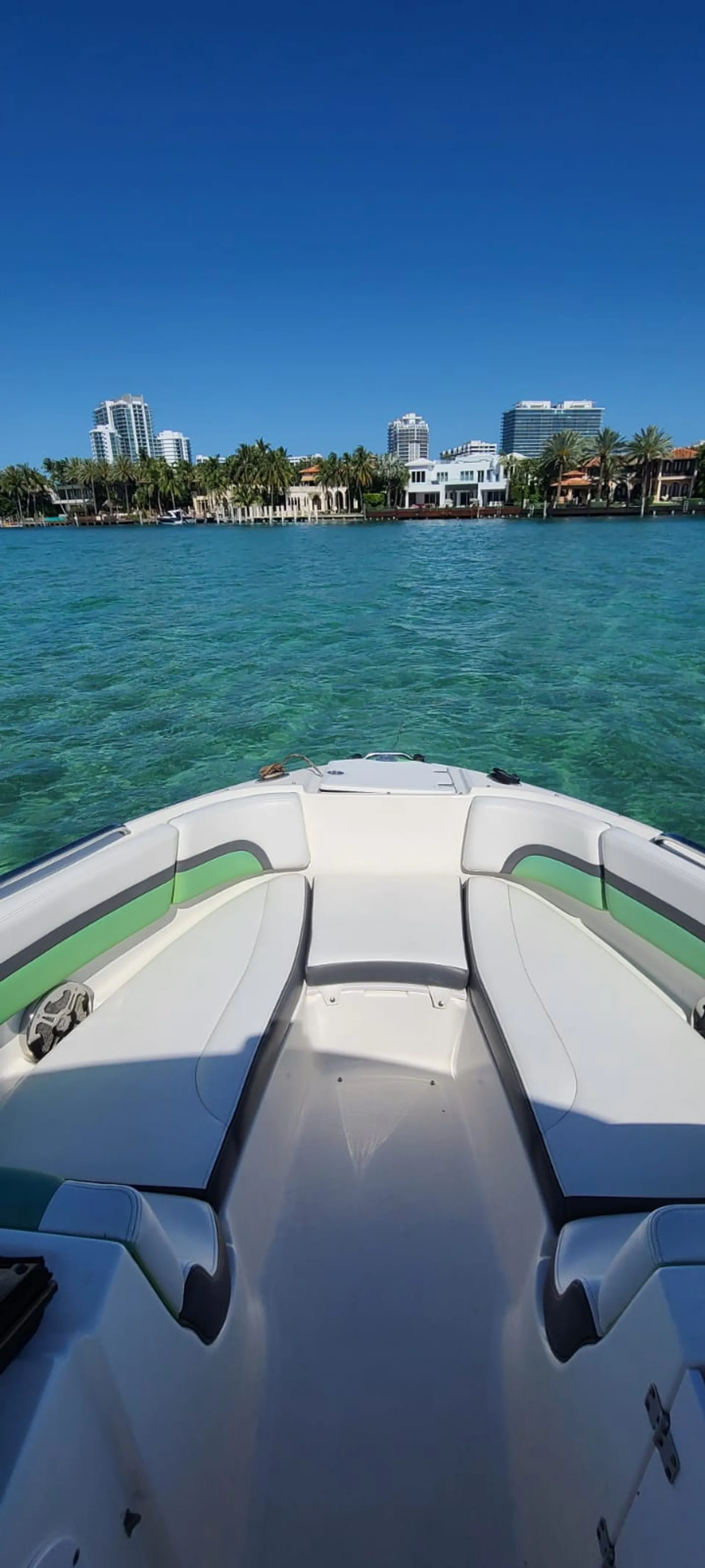 CHAPARRAL BOATS 223 VORTEX VRX W/TRAILER in North Miami Beach, FL — photo 5