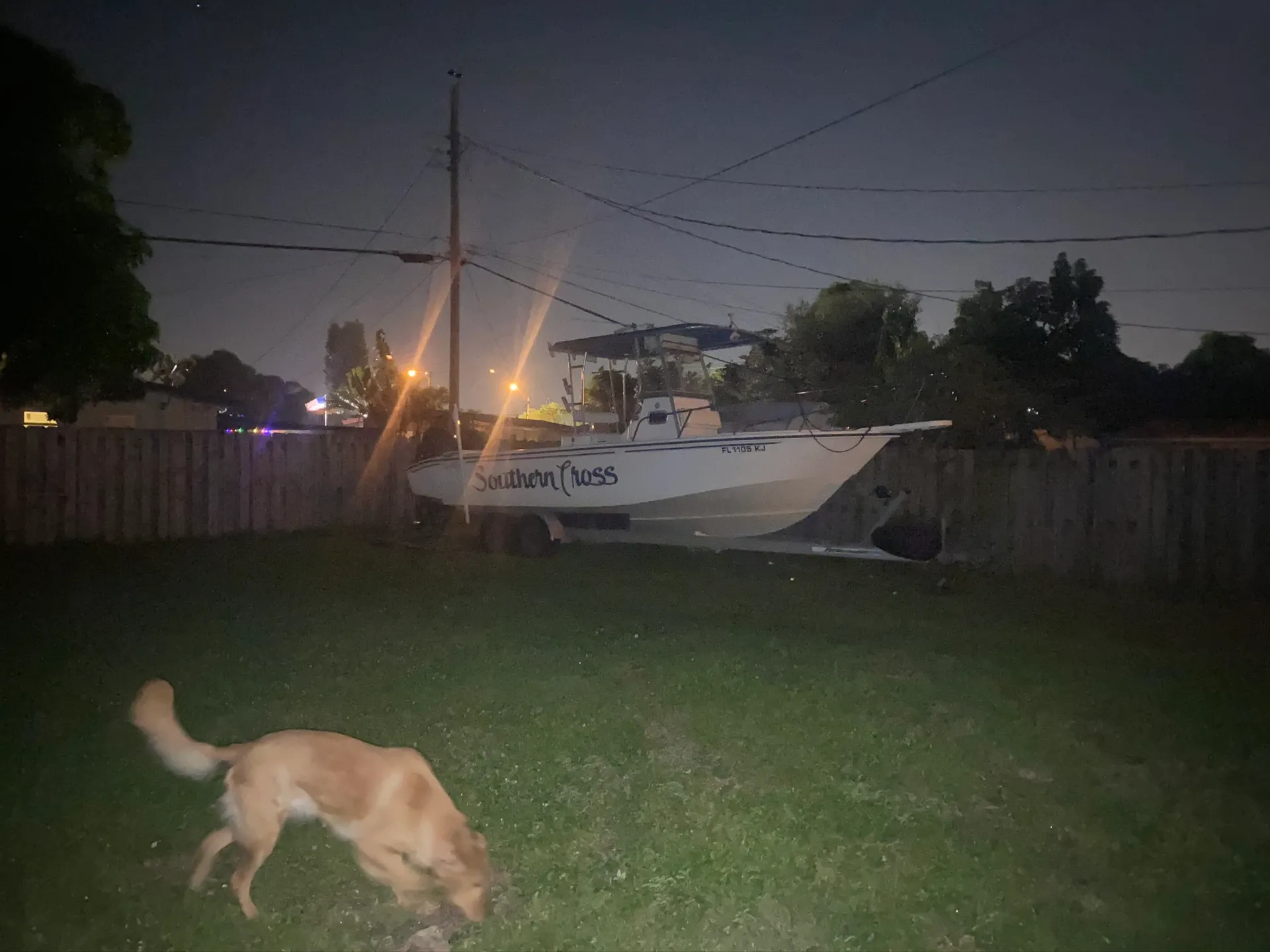 Edgewater Powerboats 260 CC in Hollywood, FL — photo 2