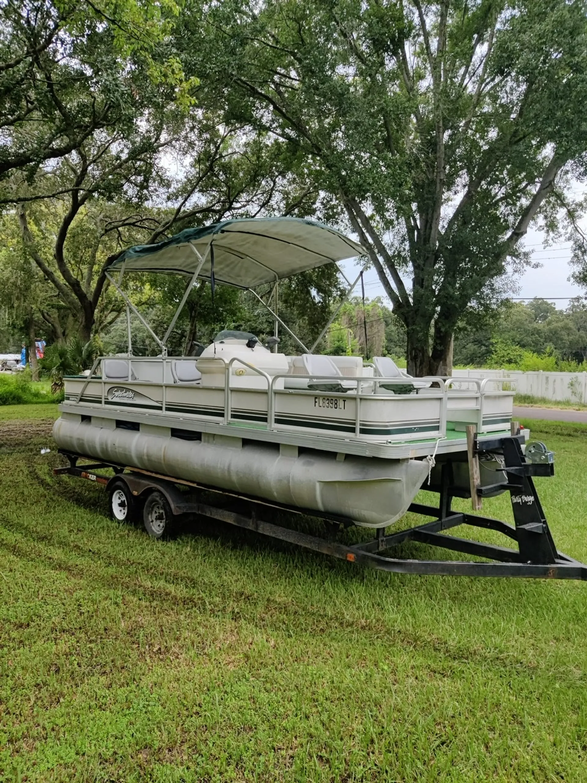 Godfrey Marine Sweetwater 2423 SC in Tampa, FL — photo 4