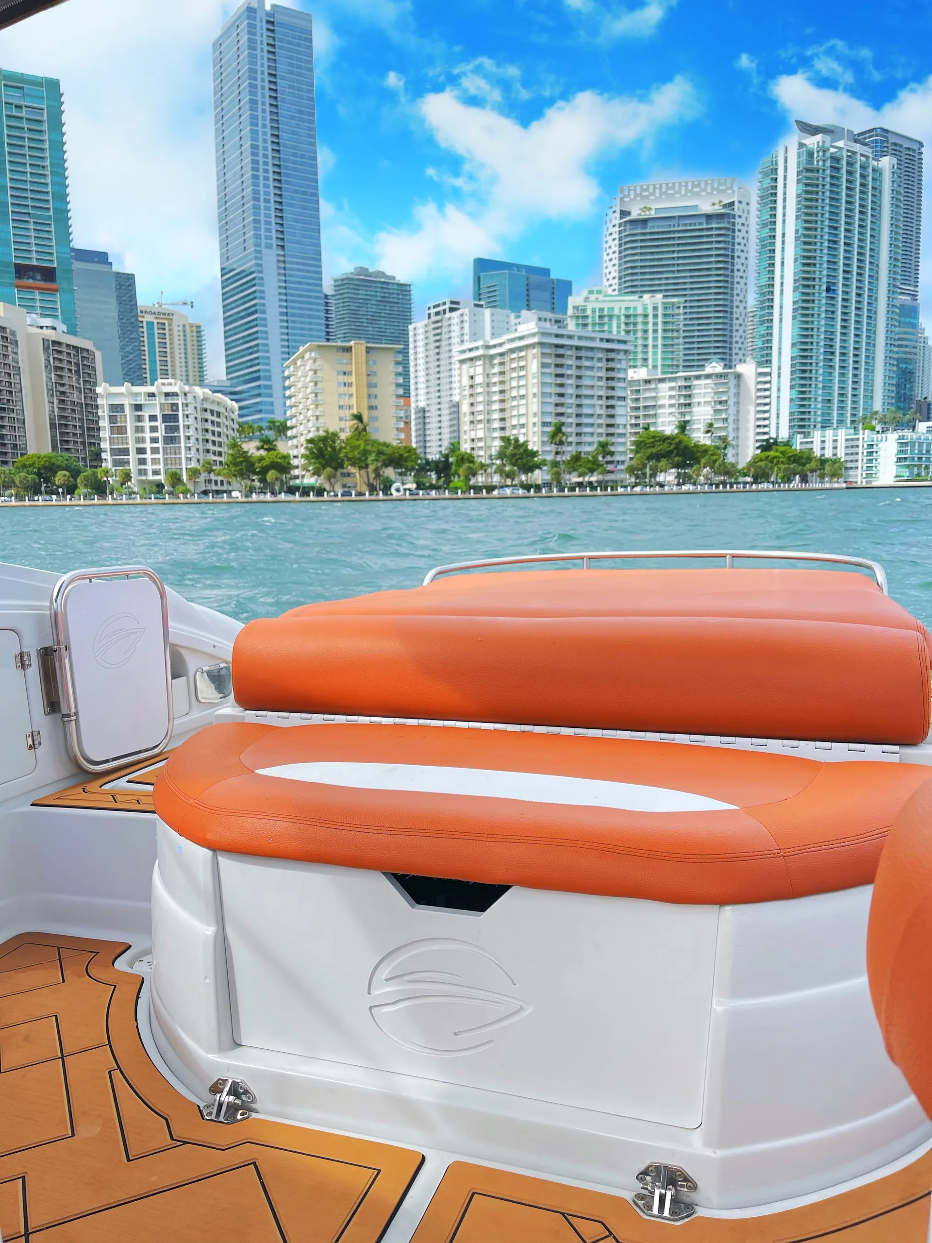 GET 1 HR FREE 34' CROWNLINE PARTY BOAT MIA, FL *NO HIDDEN FEES!*