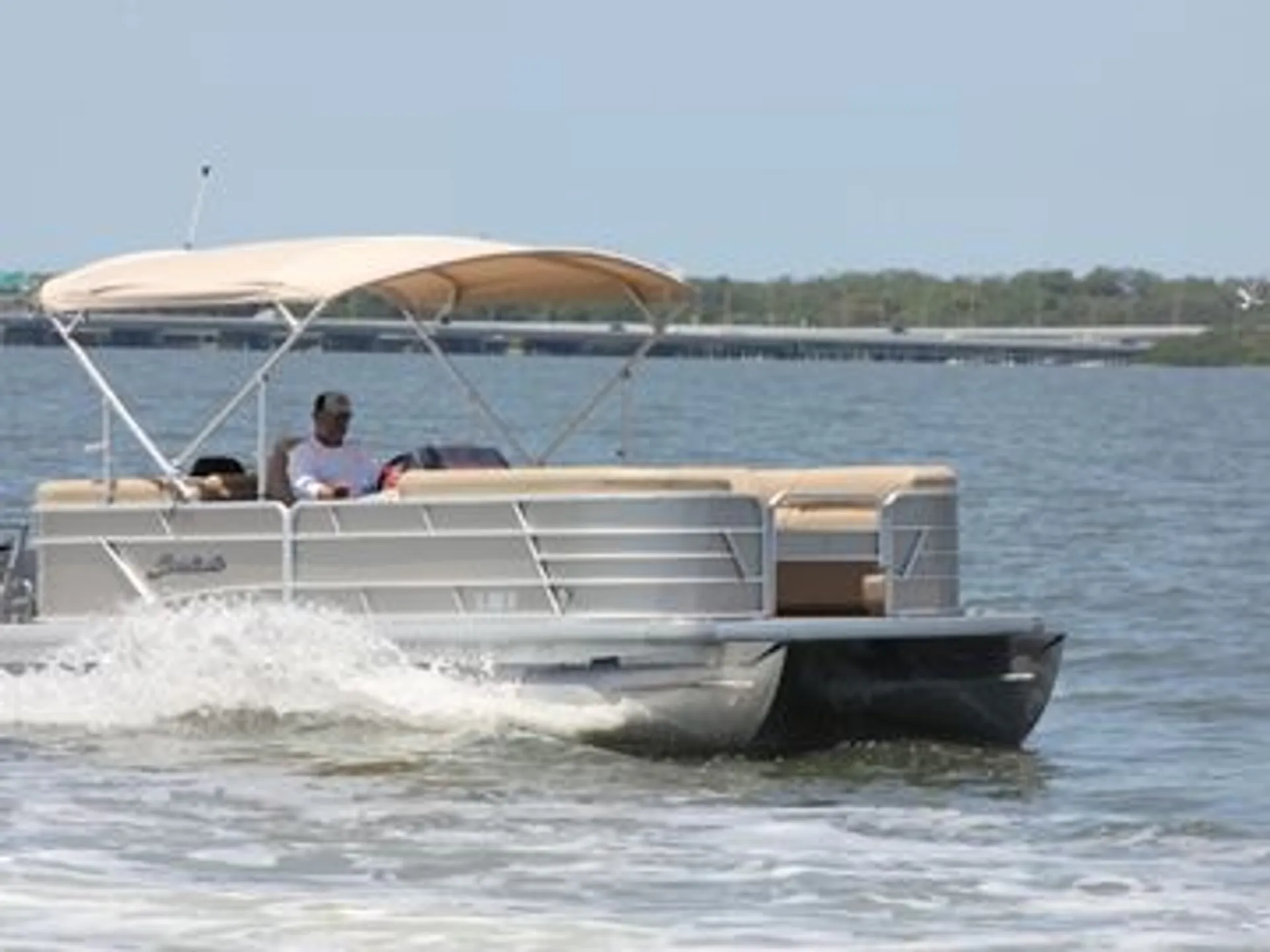 Sweetwater  22 Lounger  in Clearwater, FL — photo 6