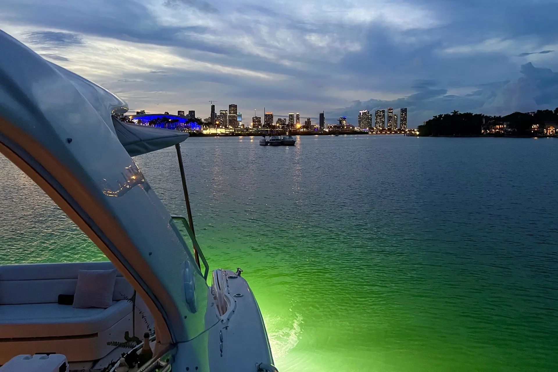 54' The BIG South Beach Sundancer!