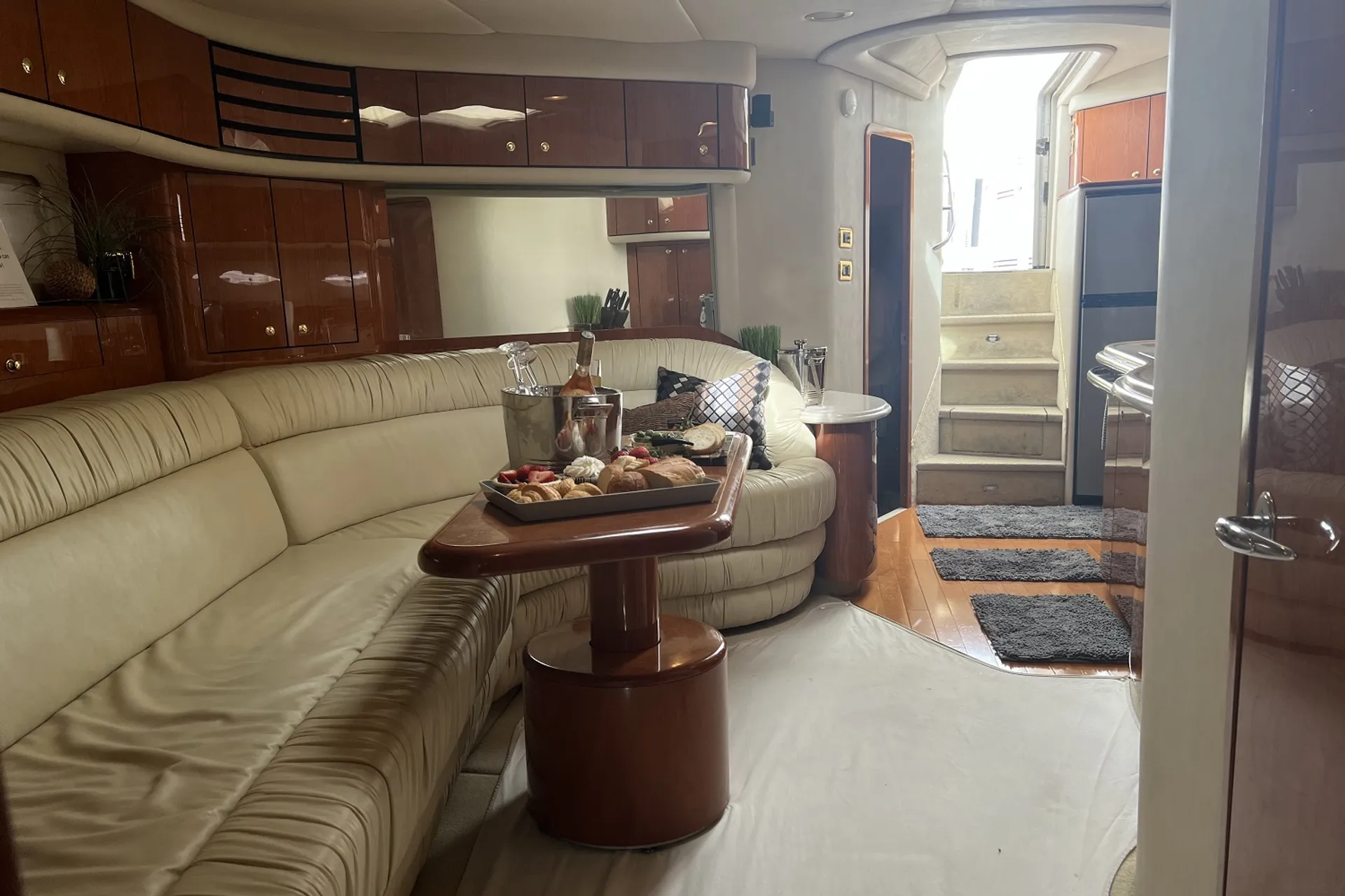 54' The BIG South Beach Sundancer!