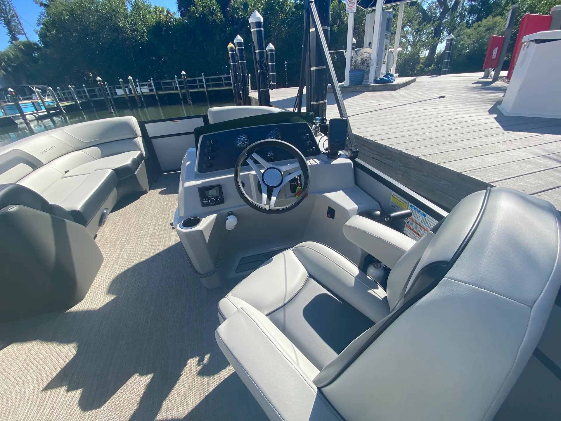 MISTY HARBOR 2385SB ELITE TRIPLETOON in Englewood, FL — photo 2