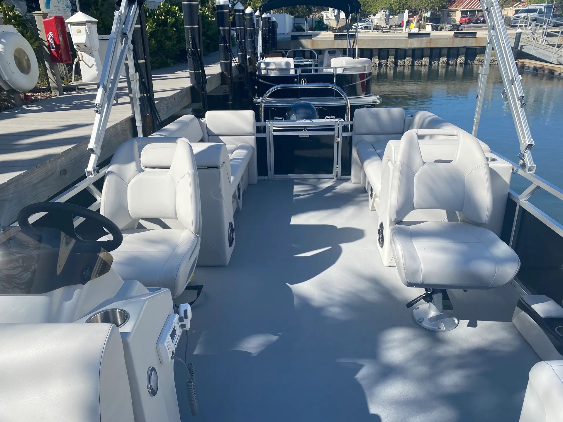MISTY HARBOR 2385SB ELITE TRIPLETOON in Englewood, FL — photo 3