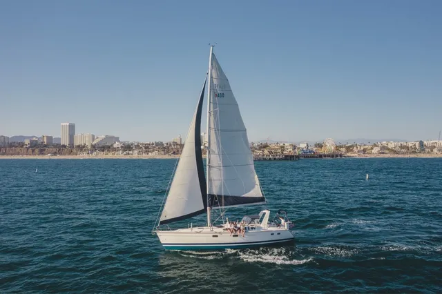 Rent a Hunter cruiser in Marina del Rey, CA near me
