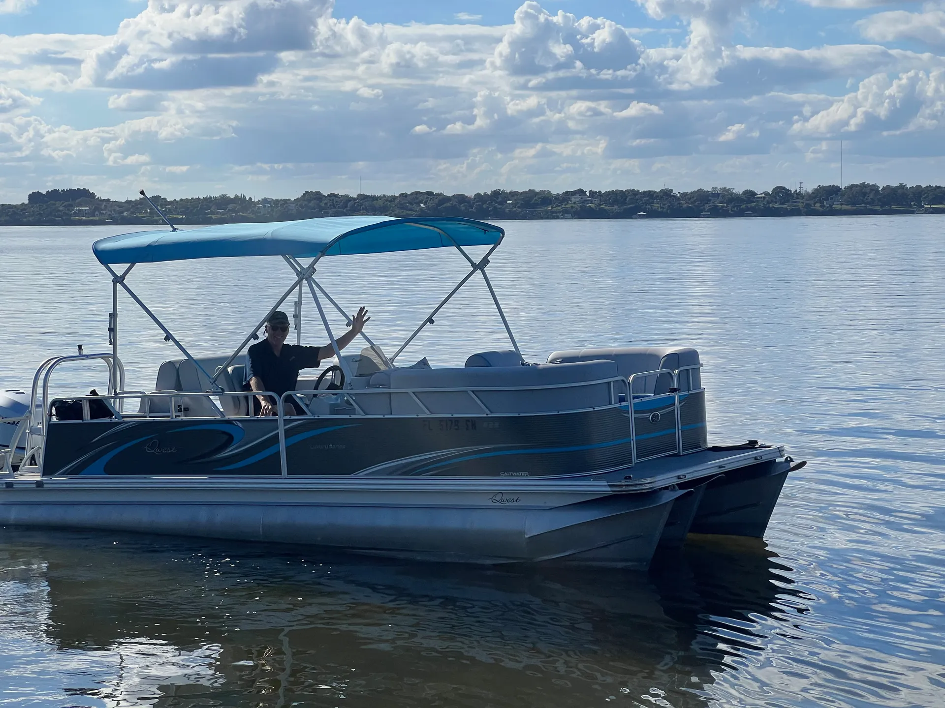 QWEST PONTOONS 820LS SPLASH PAD in Key Largo, FL — photo 9