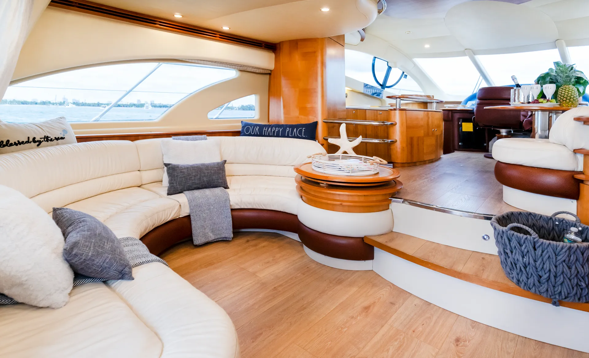 BEST Azimut Fly 55‘ OUT OF MIAMI BEACH MARINA! 