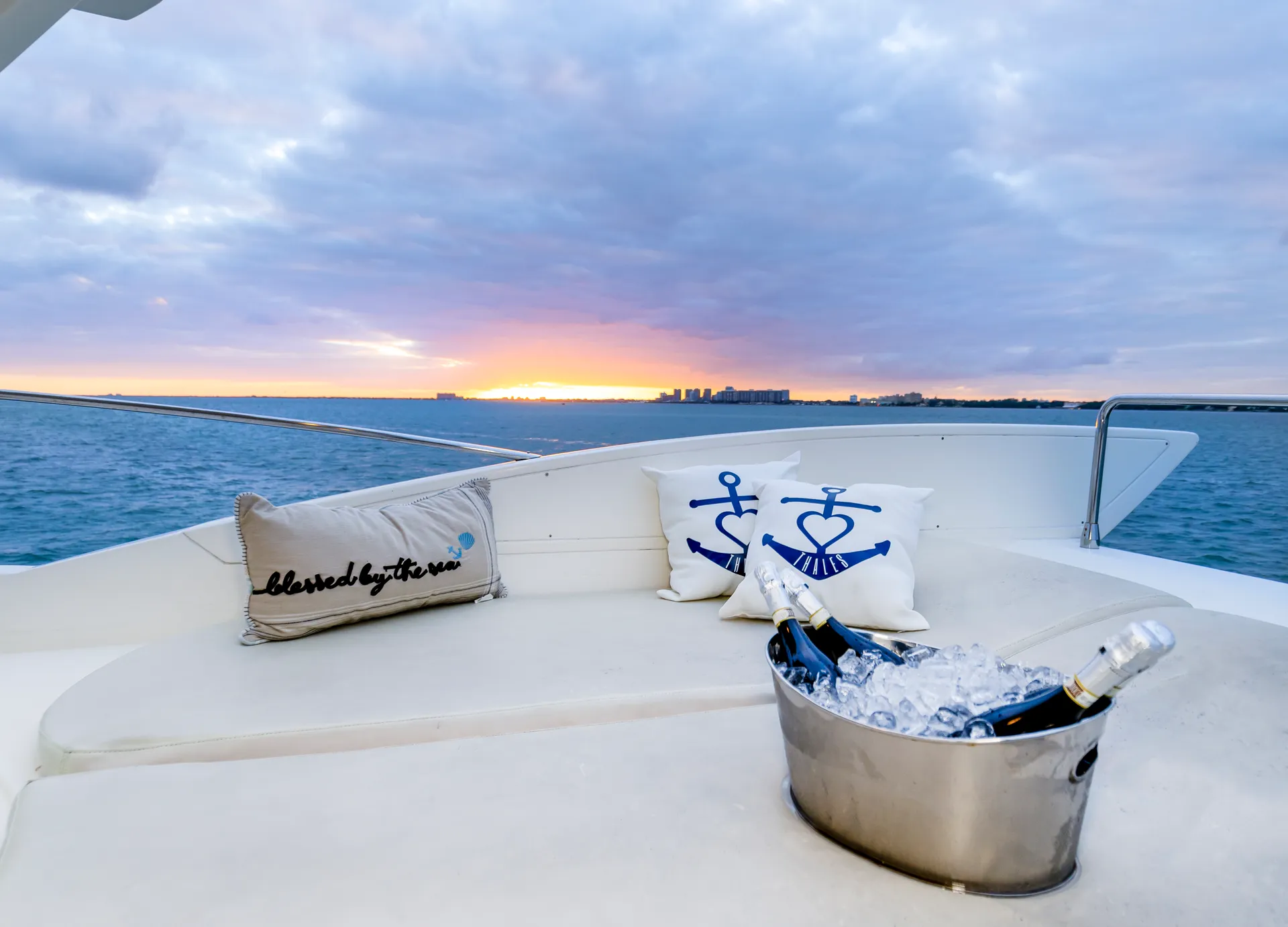 BEST Azimut Fly 55‘ OUT OF MIAMI BEACH MARINA! 