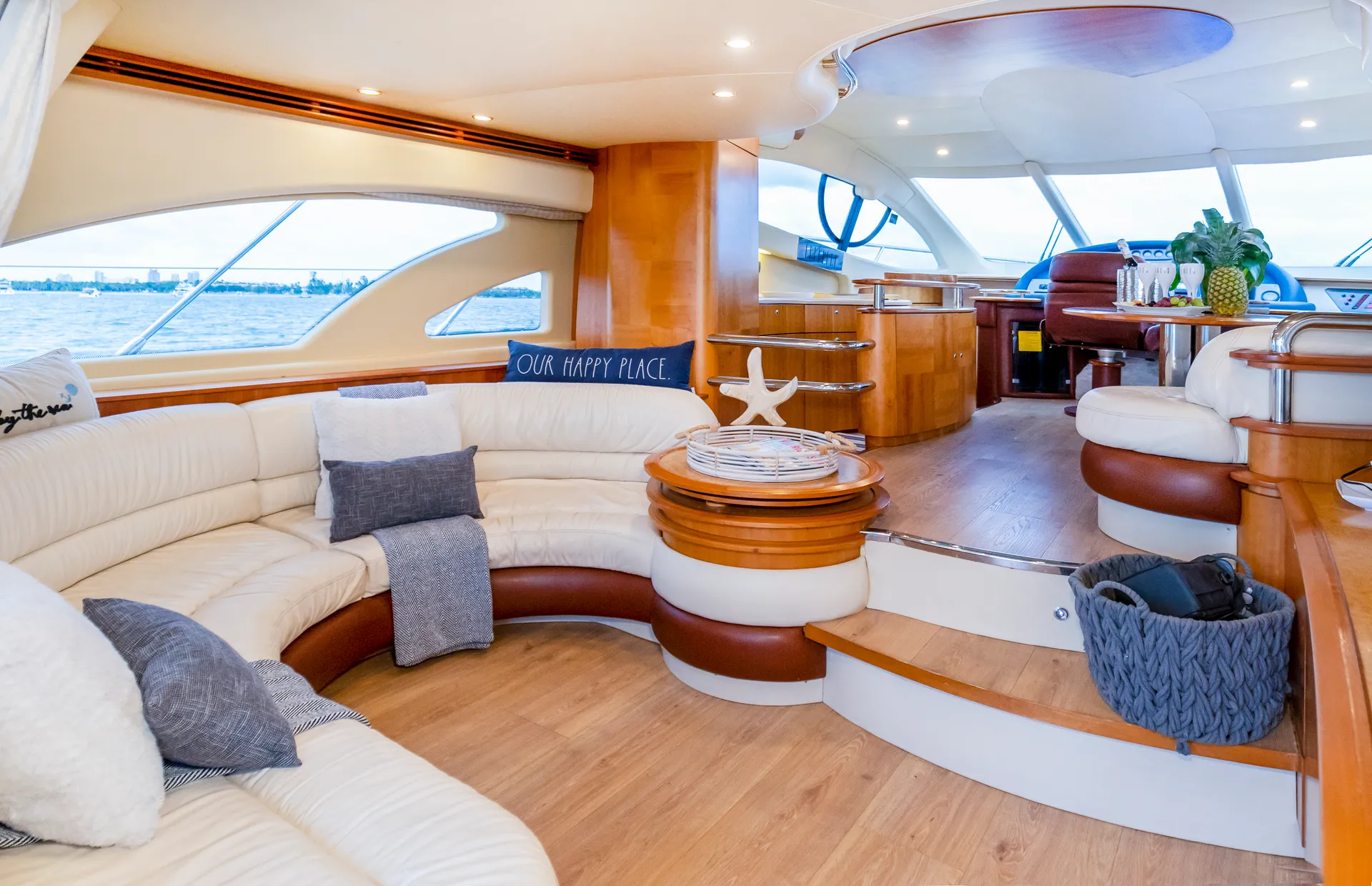 BEST Azimut Fly 55‘ OUT OF MIAMI BEACH MARINA! 