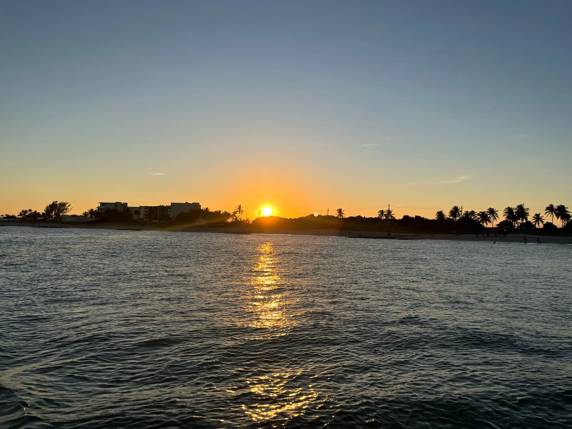 26' Paramount Center Console - Cruise or Fish!