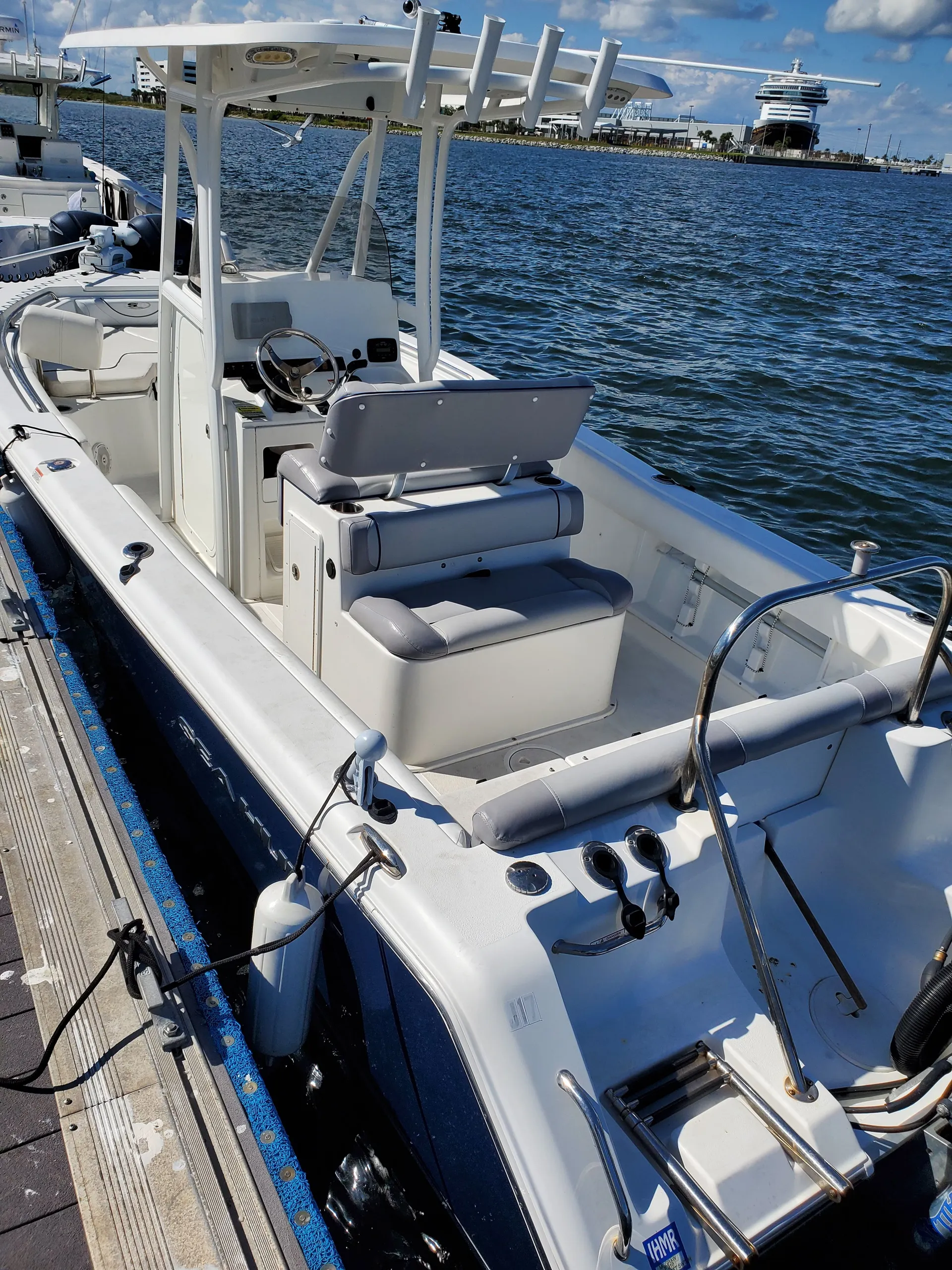 Sea Hunt Boats Ultra 234 in Cape Canaveral, FL — photo 7