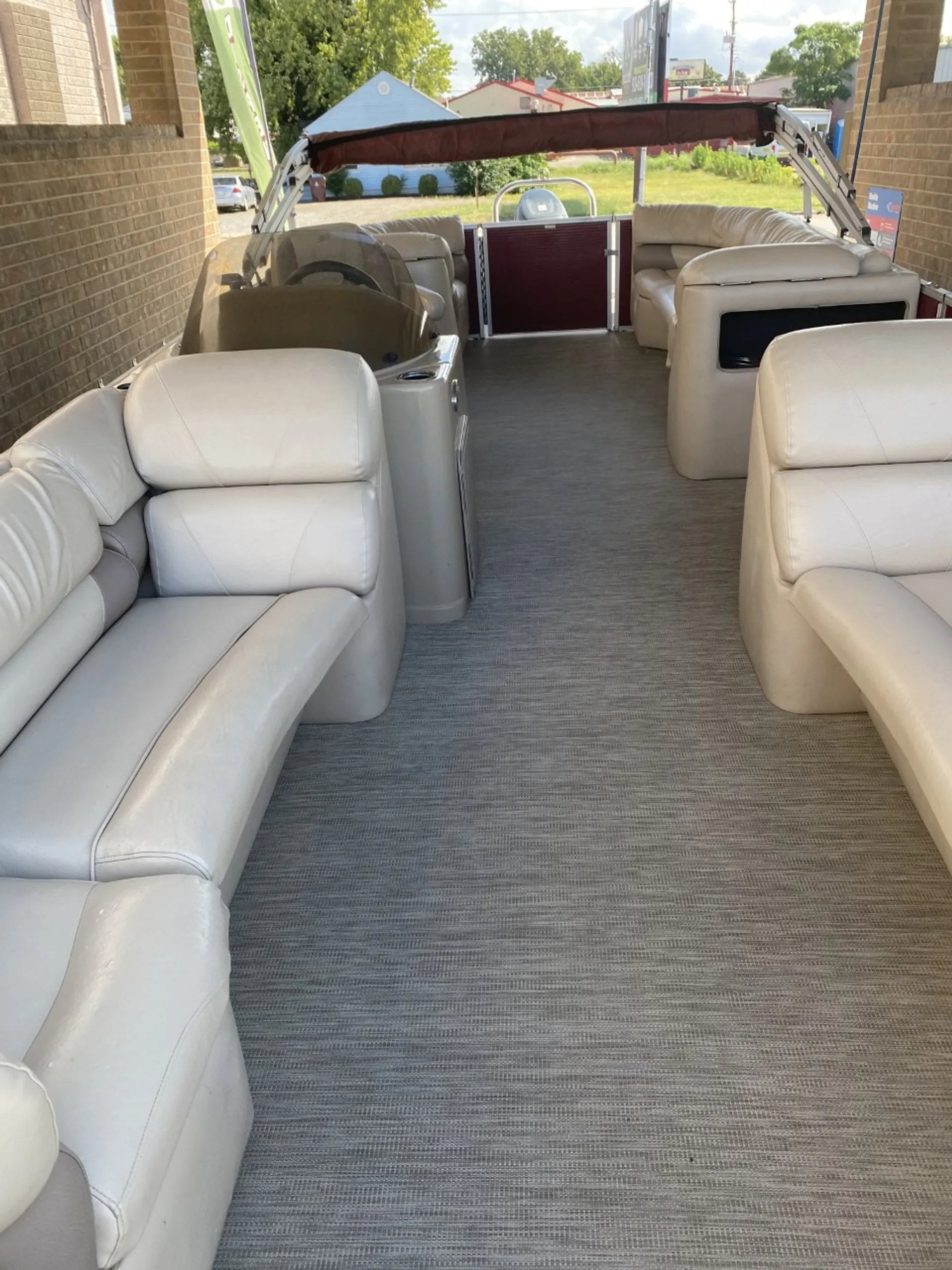 SILVER WAVE 250 ISLAND CL in Grapevine, TX — photo 3