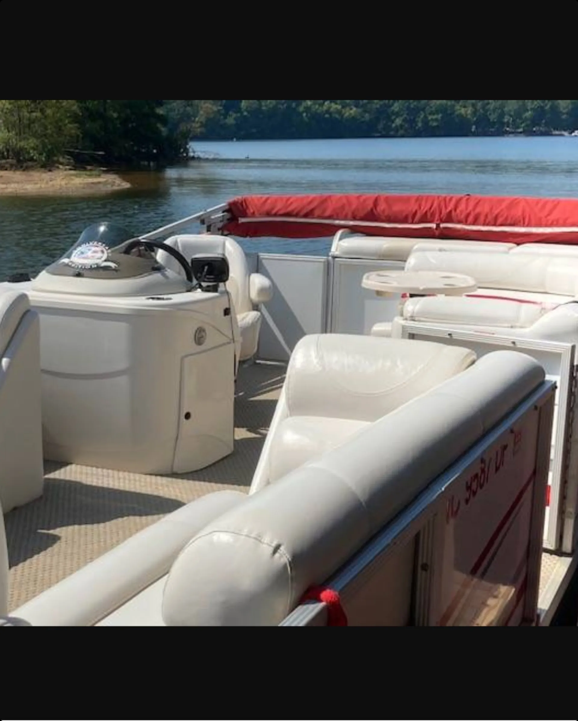 Crest Pontoons 22 Crest II LE in Tega Cay, SC — photo 4
