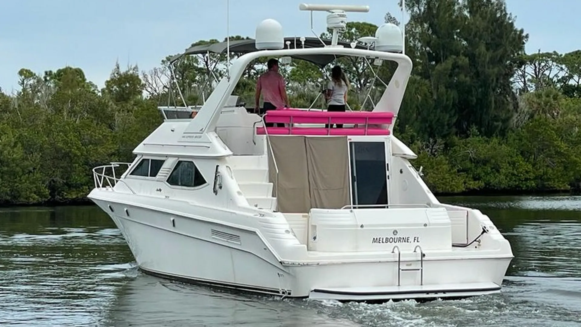 Sea Ray 440 eb in Merritt Island, FL — photo 3