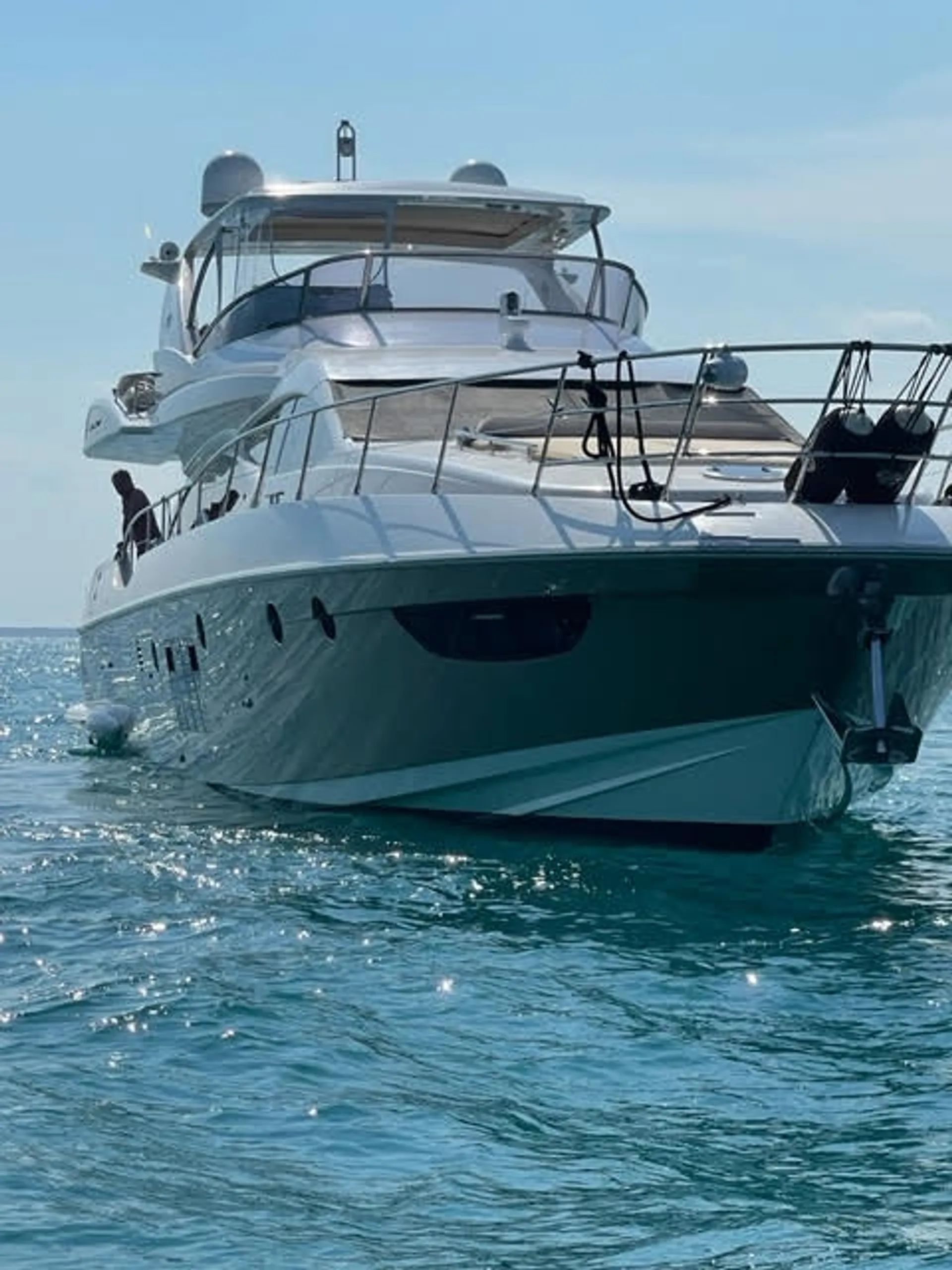 Azimut Yachts 70 in North Miami Beach, FL — photo 3