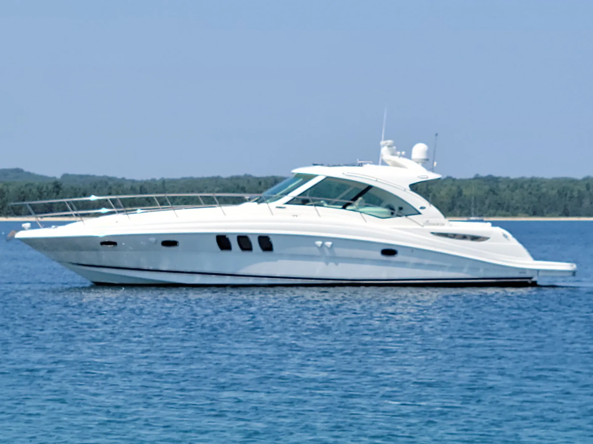 Captained 51' Sea Ray Sundancer Luxury Yacht