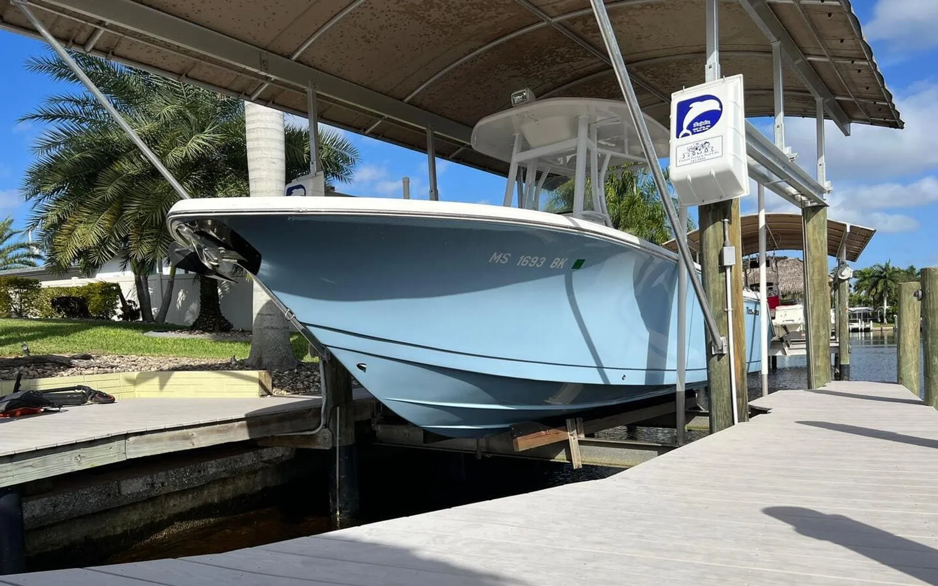 Tidewater 232 LXF 250HP up to 10 People!