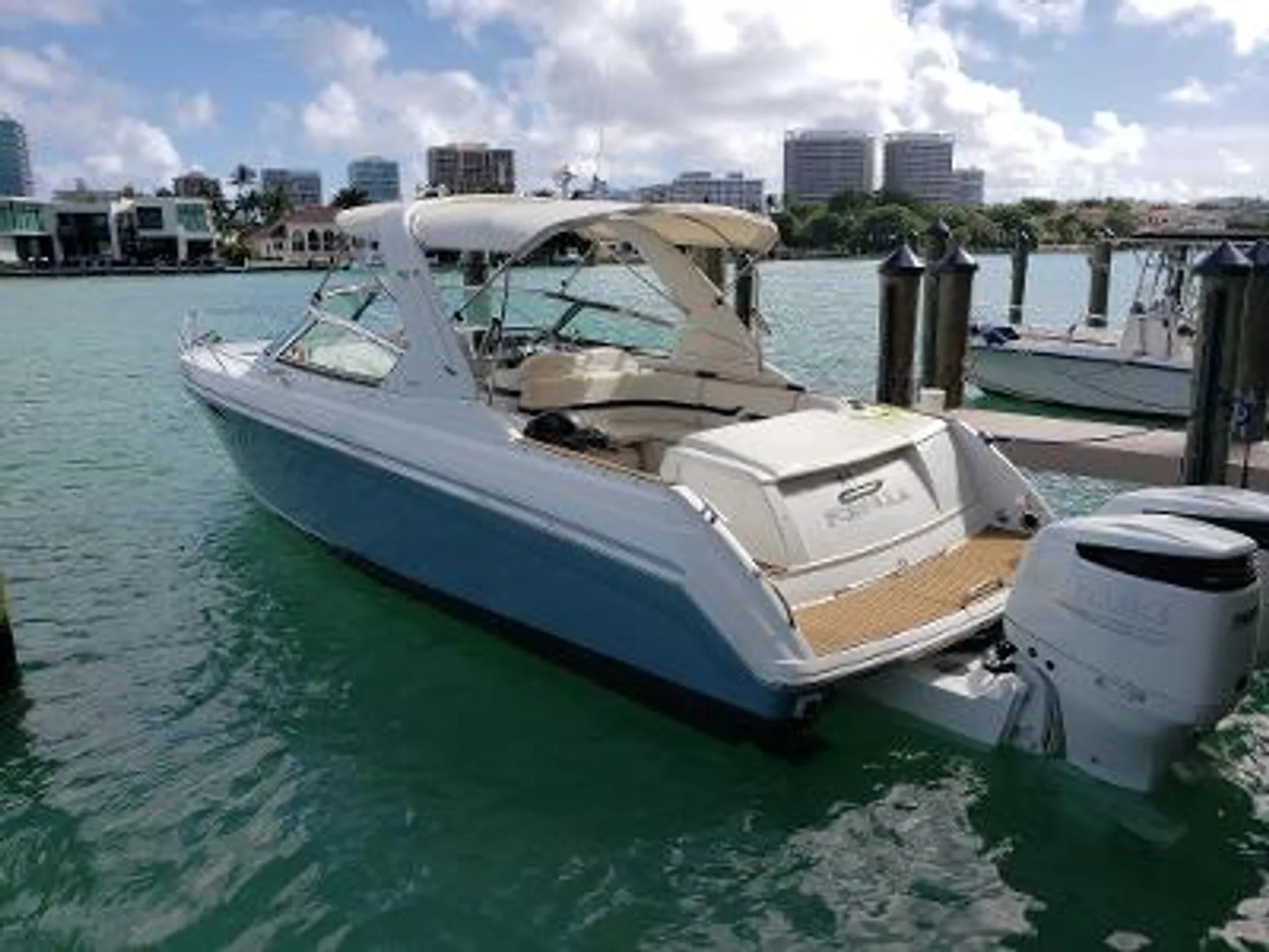 FORMULA BY THUNDERBIRD 350 SUN SPORT in Bay Harbor Islands, FL — photo 2