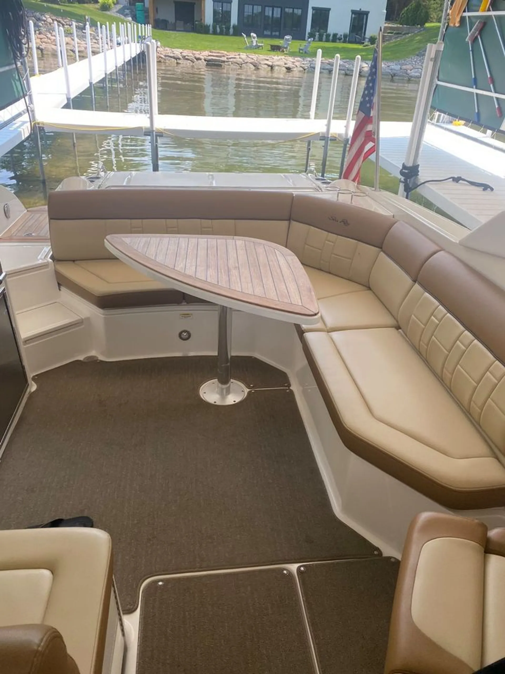 Sea Ray Boats SLX 350 in Stillwater, MN — photo 5