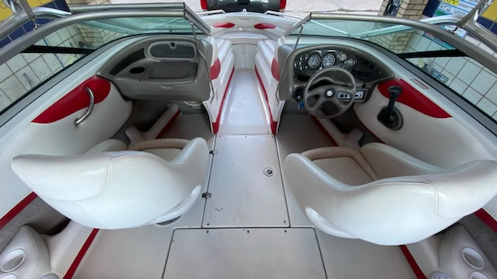 Crownline Boats 202 BR in Austin, TX — photo 2