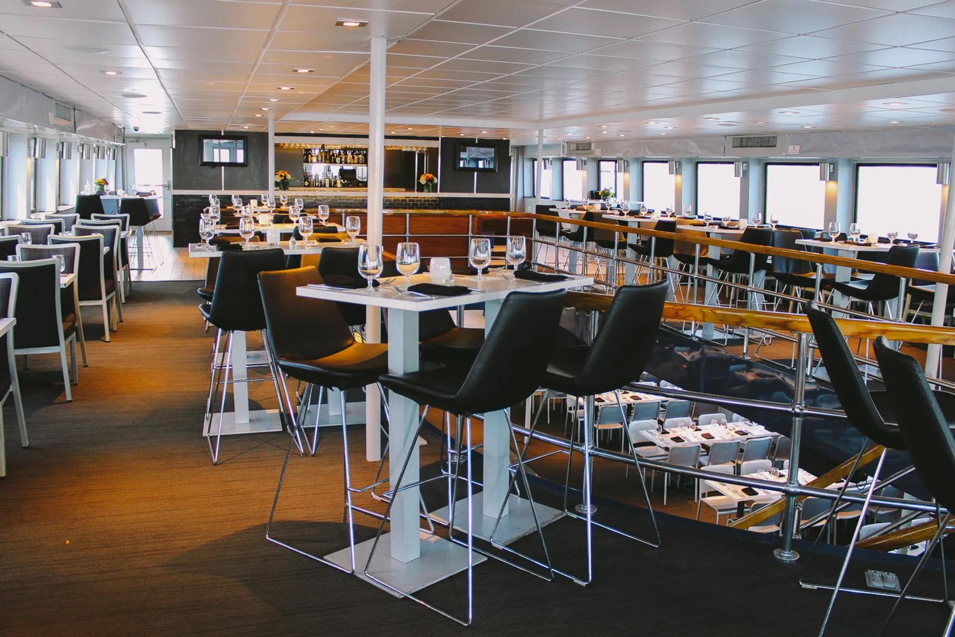 Cruise aboard our vessel and savor breathtaking views of Boston! 