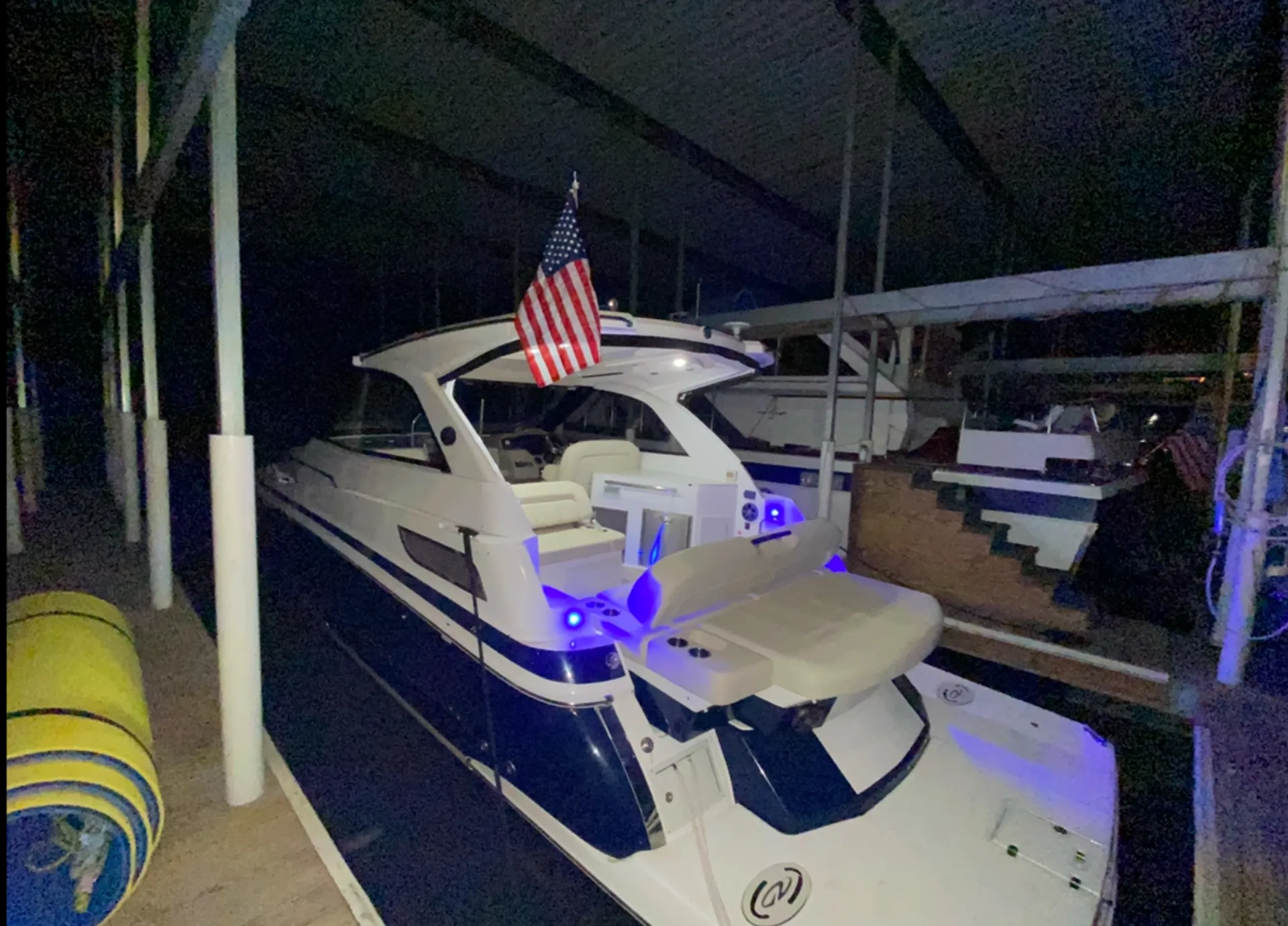 REGAL BOATS 35 SPORT COUPE W/JOYSTICK in Acworth, GA — photo 2