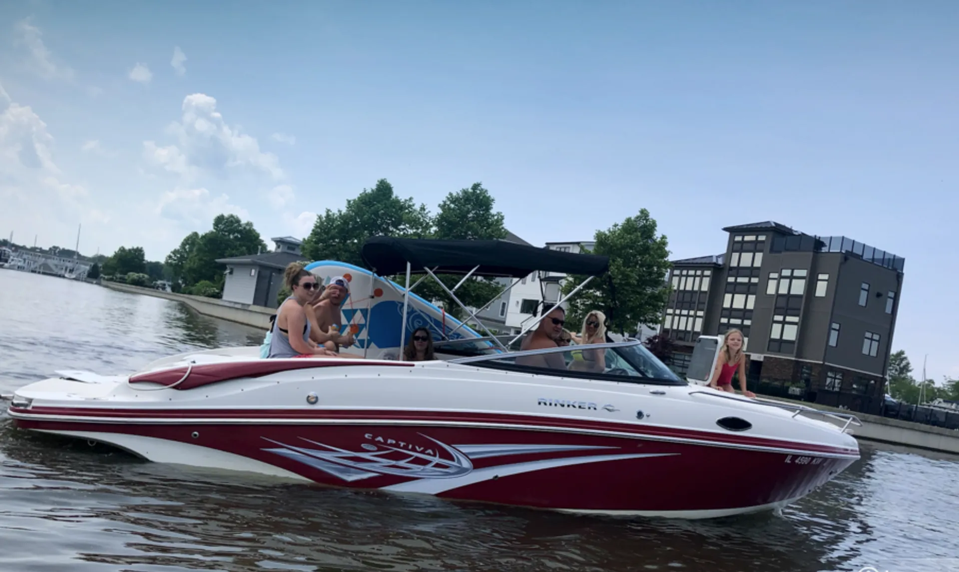Rinker Boats 276 Captiva Cuddy in New Buffalo, MI — photo 8