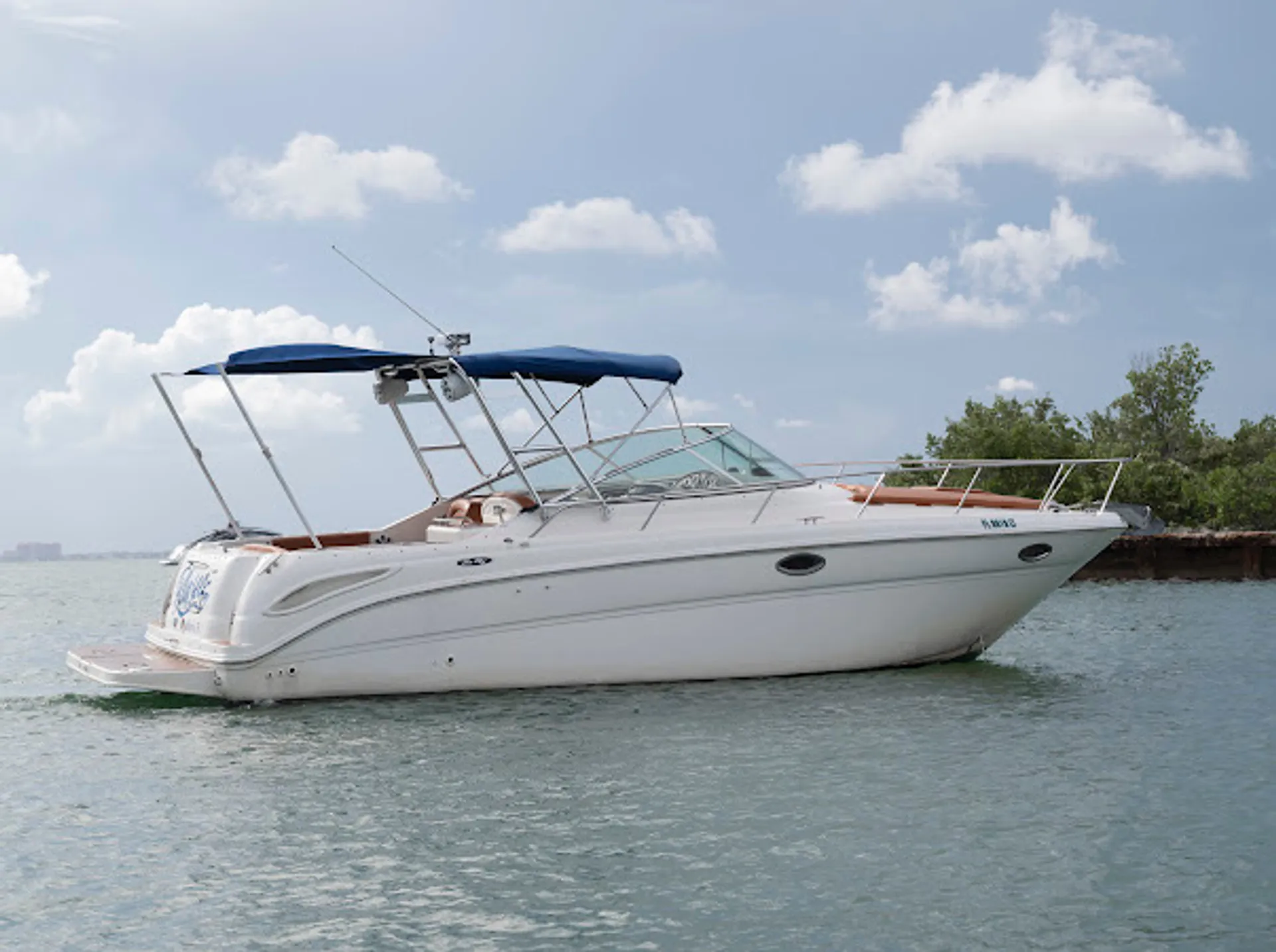 Sea Ray Boats IO1101518 in Miami, FL — photo 4