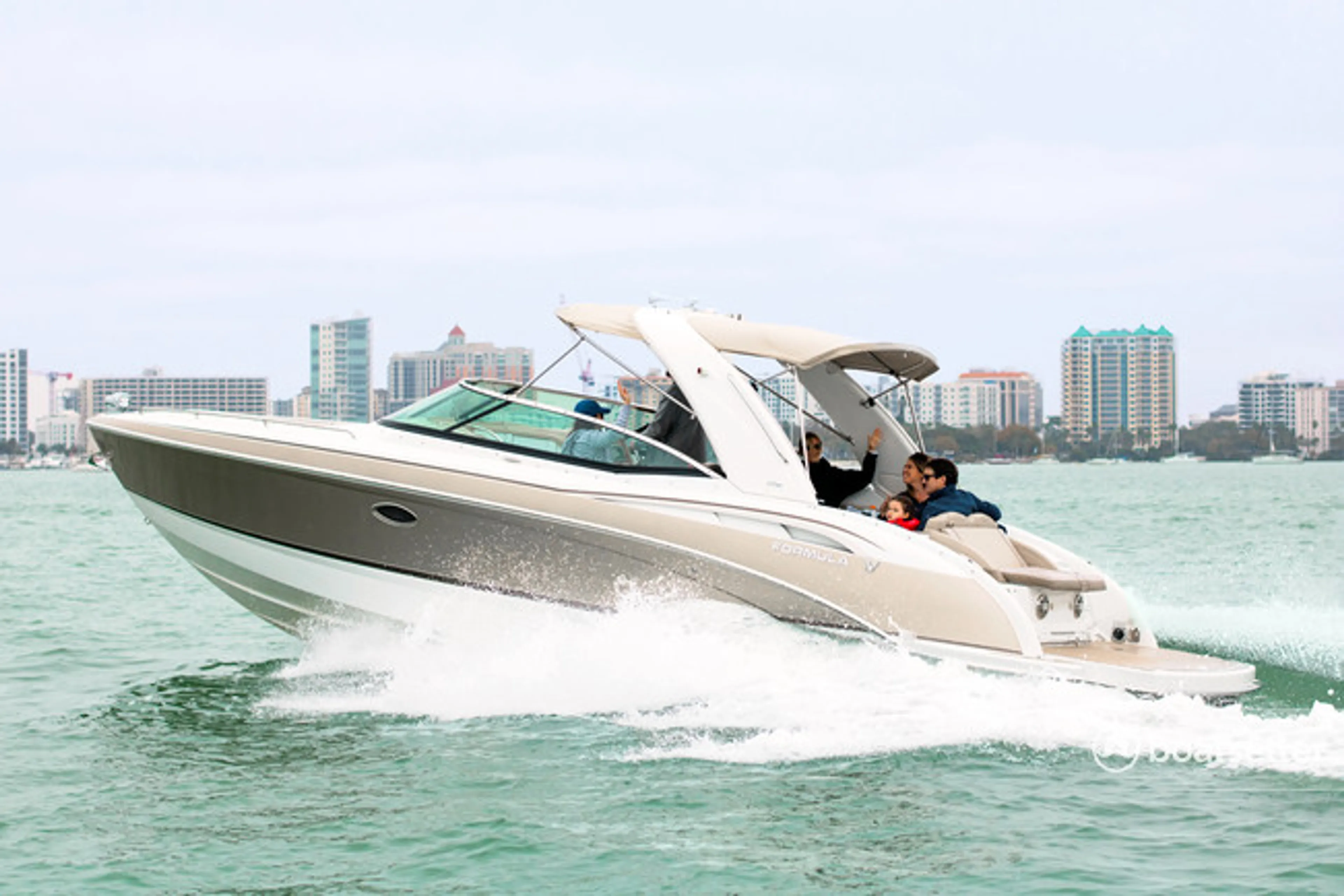 Rent a FORMULA BY THUNDERBIRD 310 BOWRIDER in Sarasota, FL on Boatsetter