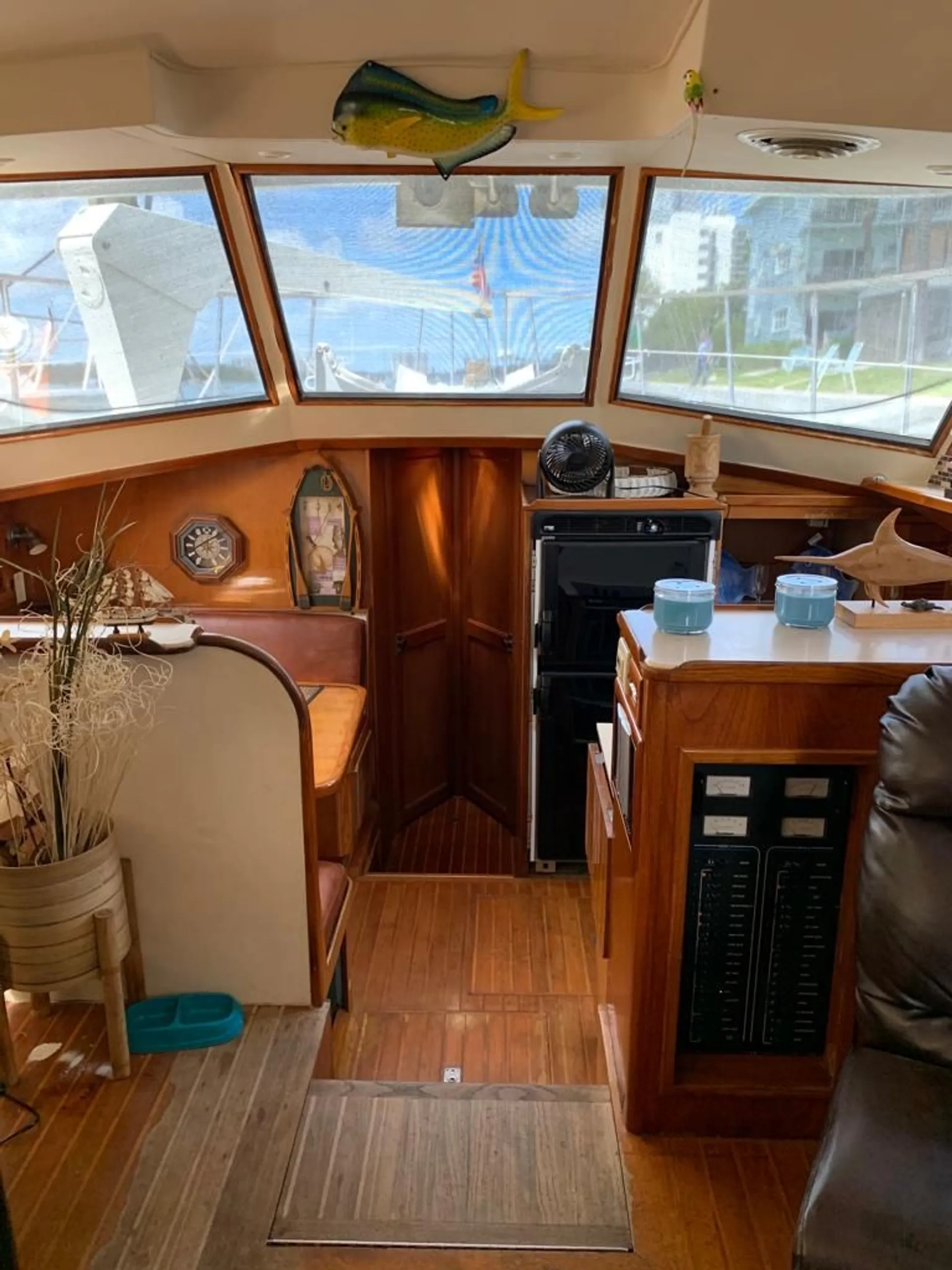 Symbol 51' Motor Yacht in North Bay Village, FL — photo 4