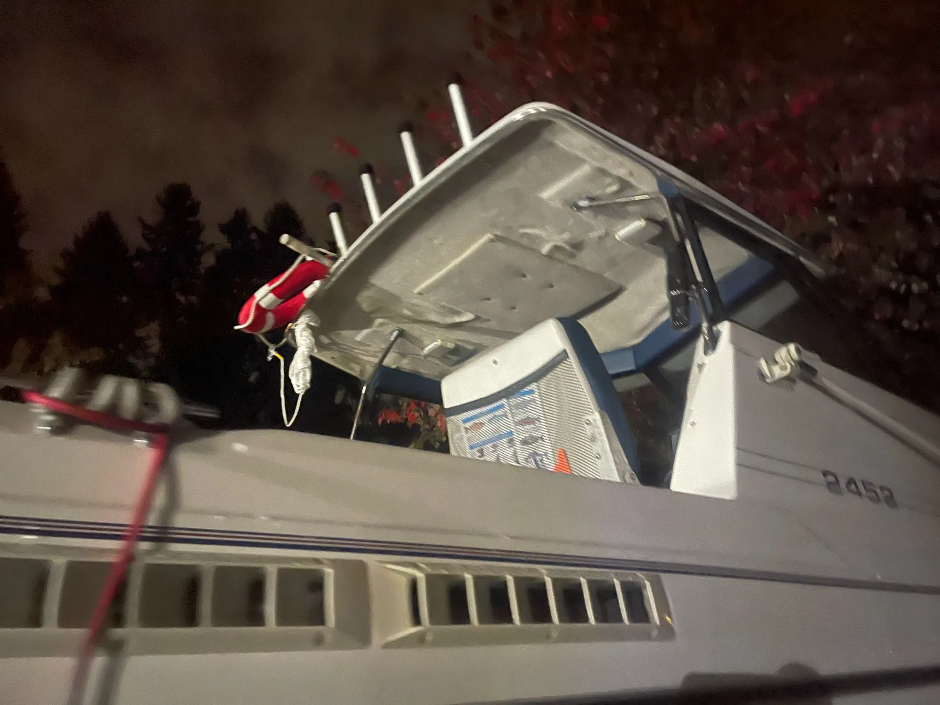 Bayliner 2452 Classic Express in Des Moines, WA — photo 7